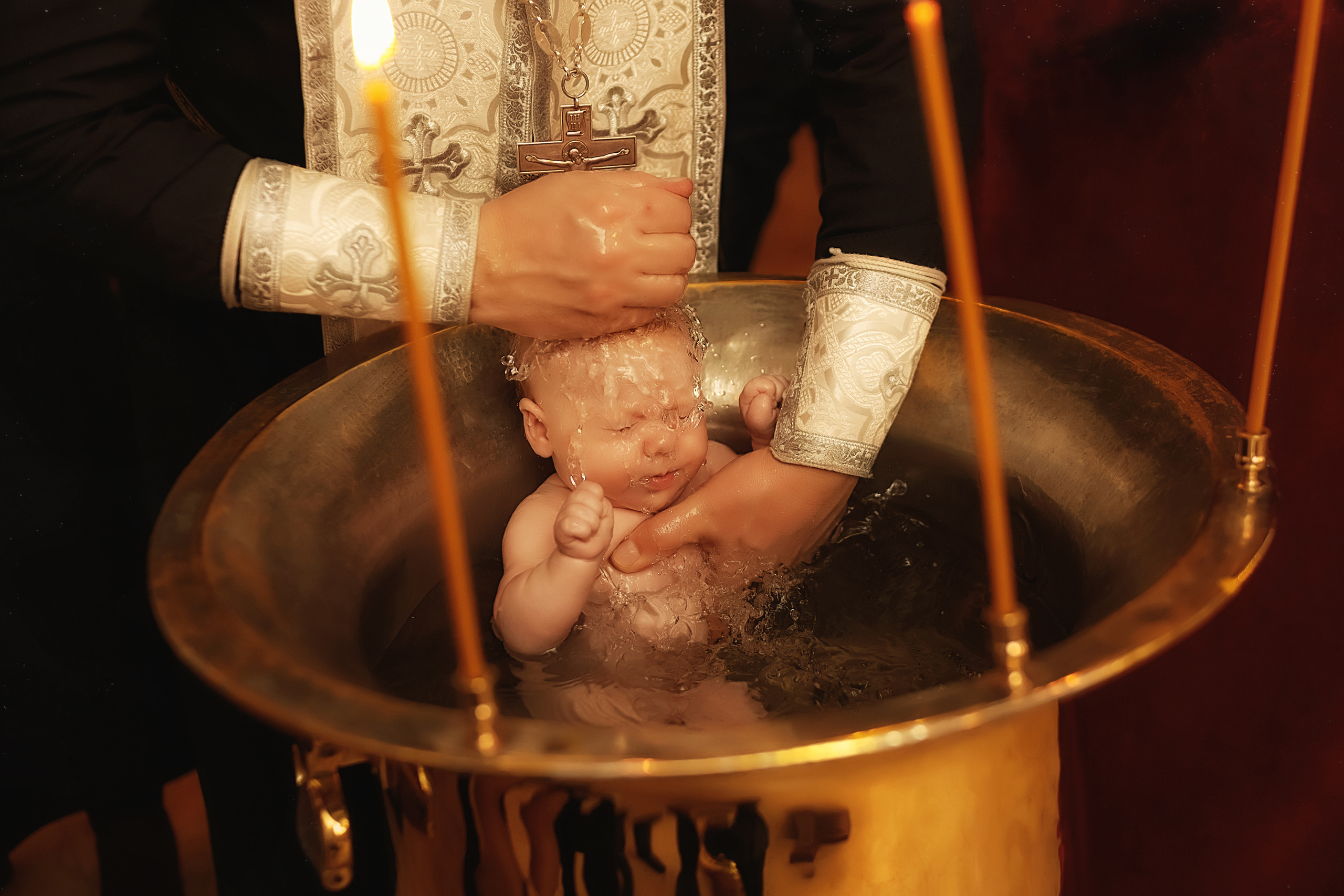 Фотограф на Таинство Крещения и Венчания в Москве и МО