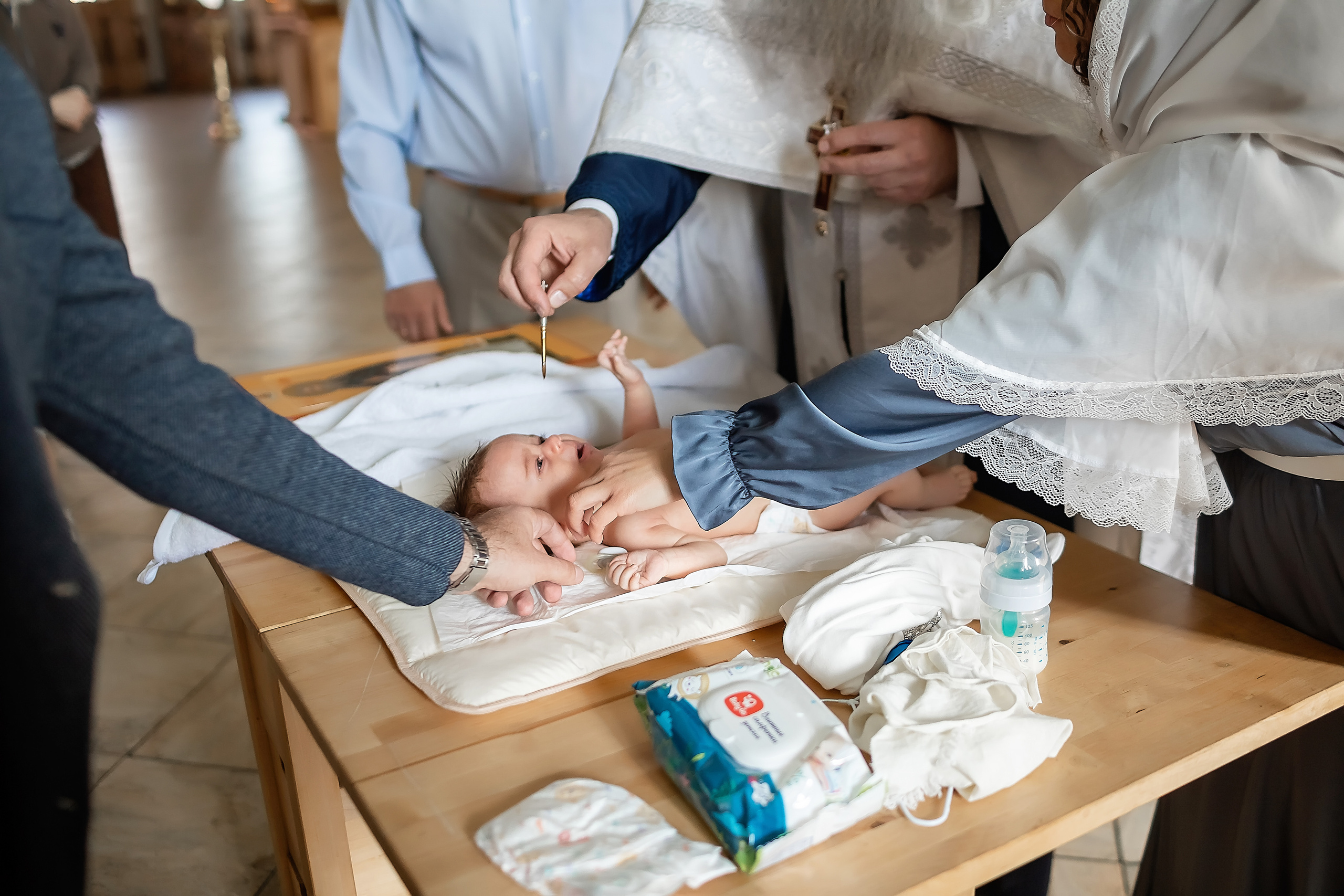 Крещение Льва. Фотограф на Таинство Крещения и Венчания в Москве и МО