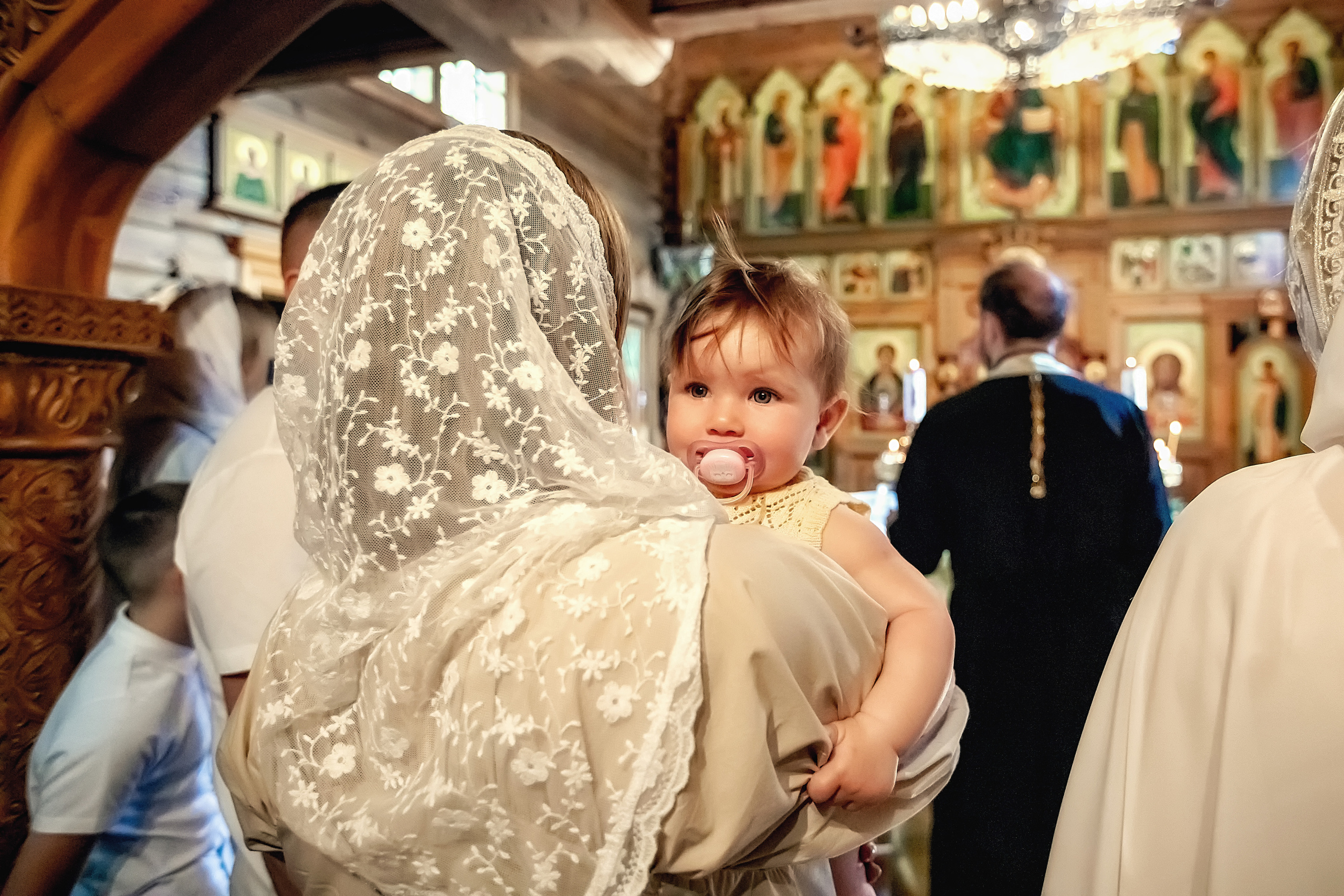 Крещение Александры. Фотограф на Таинство Крещения и Венчания в Москве и МО