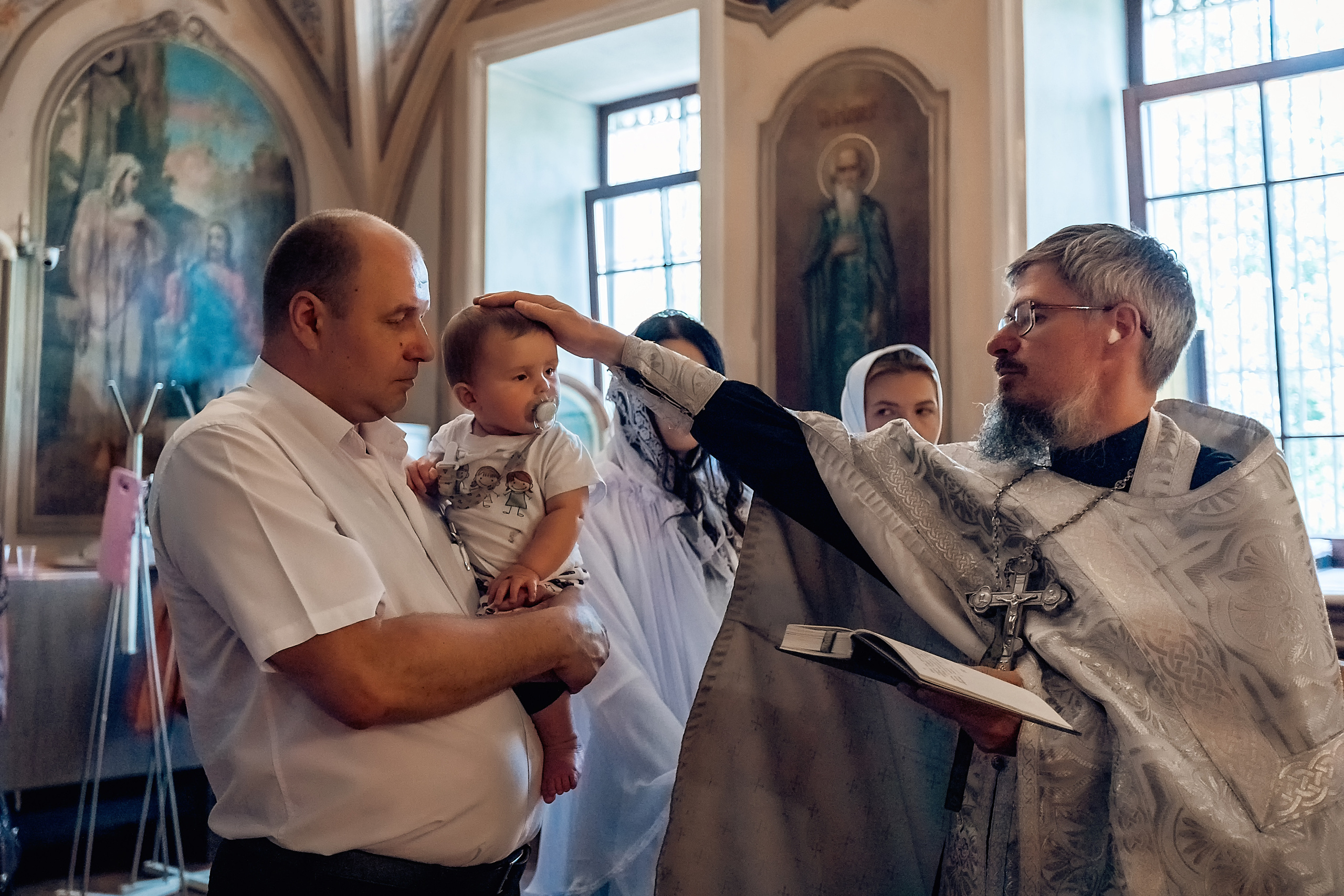 Крещение Михаила. Фотограф на Таинство Крещения и Венчания в Москве и МО
