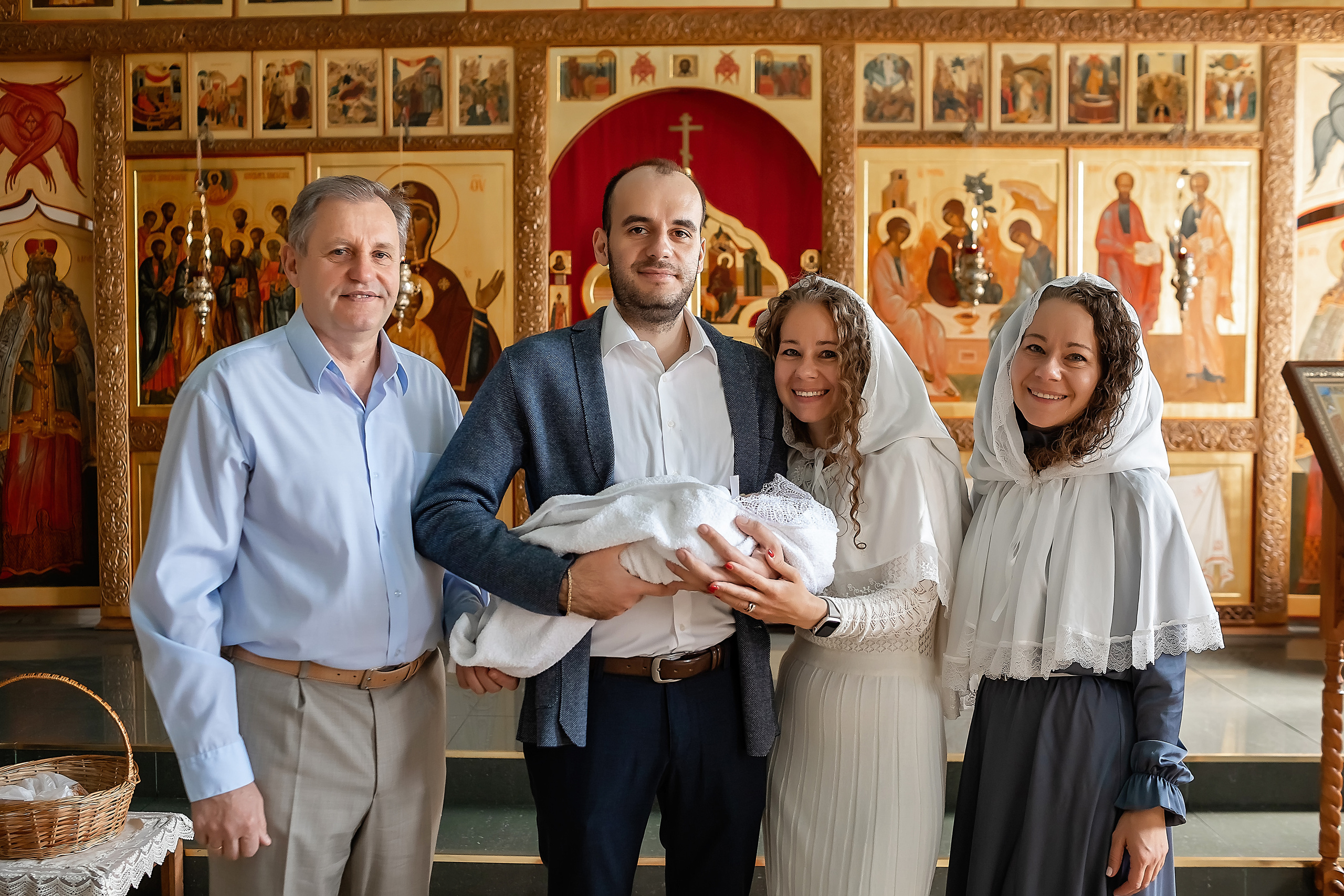 Крещение Льва. Фотограф на Таинство Крещения и Венчания в Москве и МО