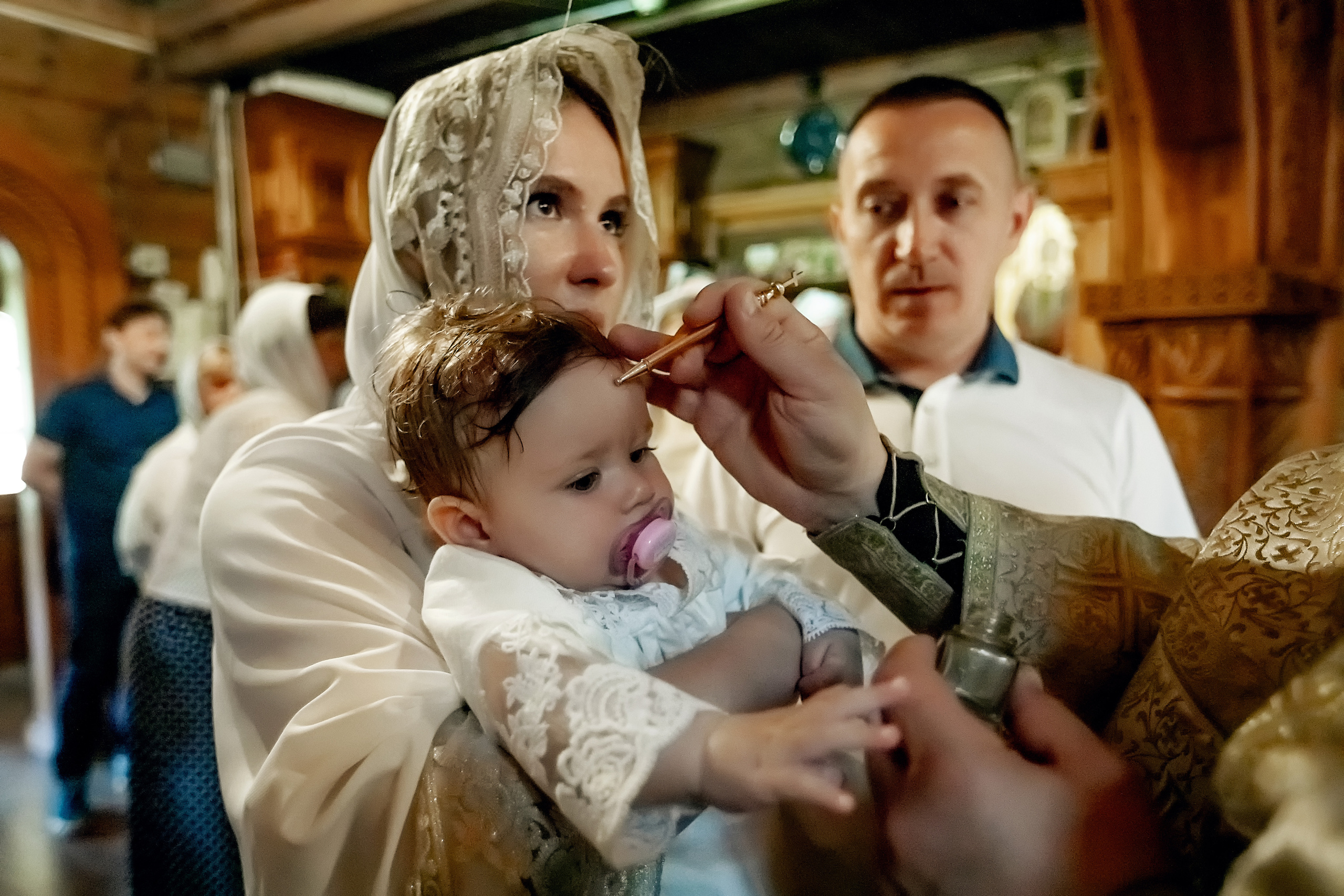 Крещение Александры. Фотограф на Таинство Крещения и Венчания в Москве и МО