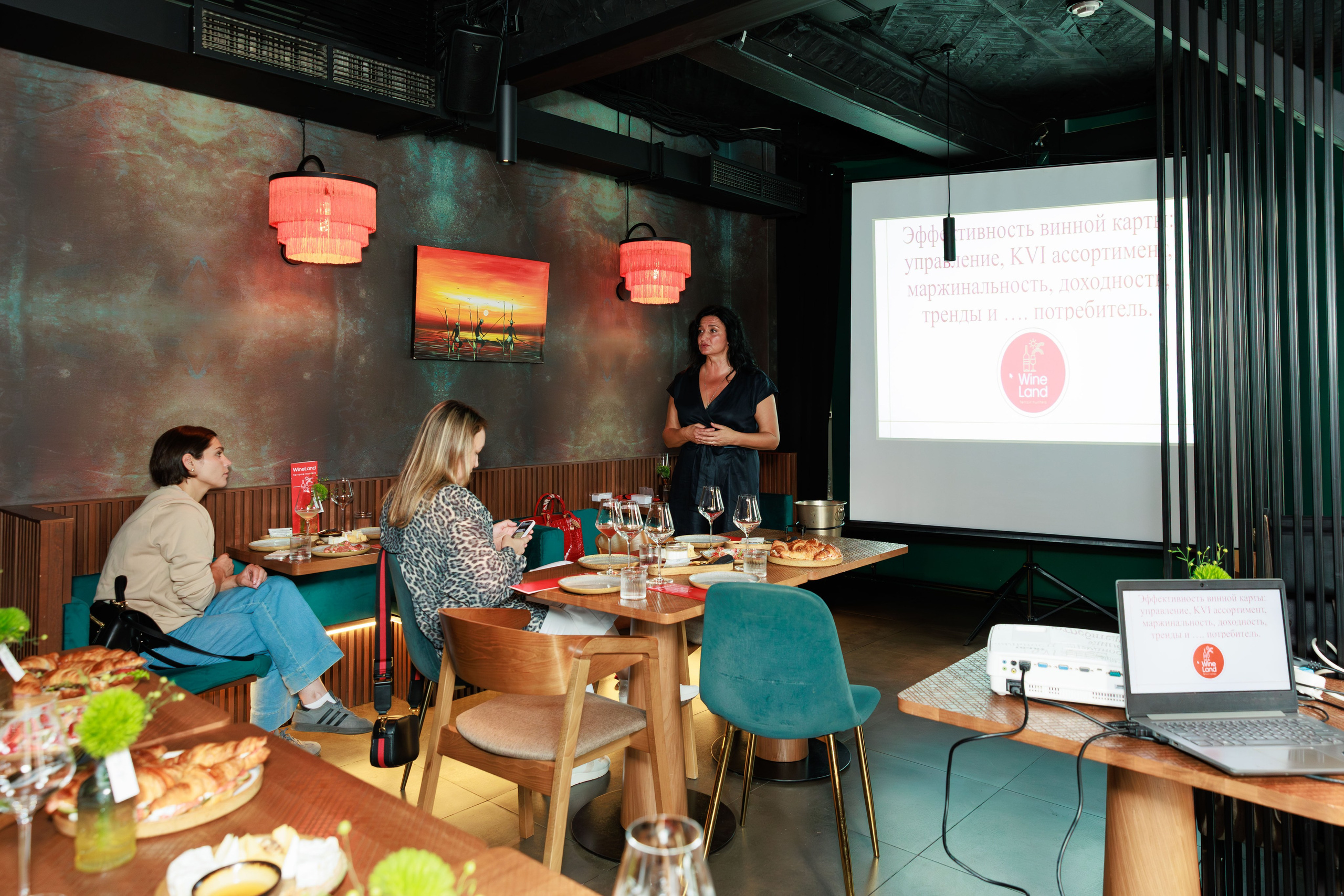 Бизнес завтрак рестораторов. Гастробар TopPoke. Фотограф Новосибирск — Наталья Гресь