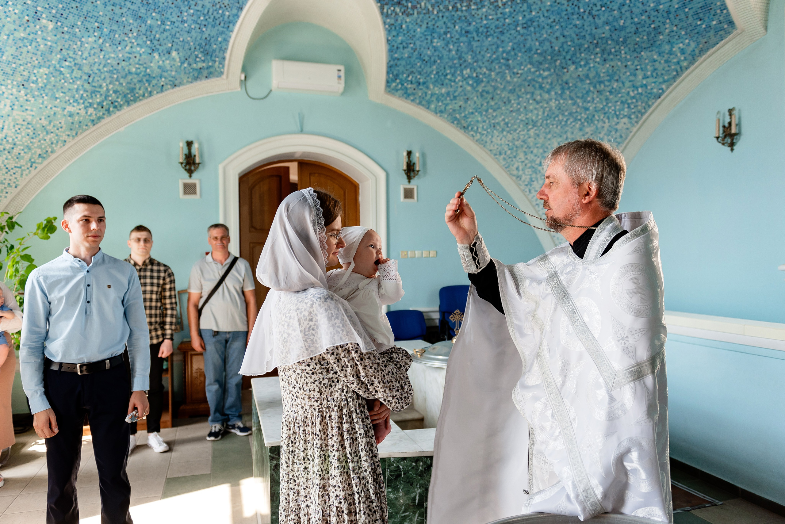 Крещение Ясеньки. Фотограф Татьяна Иванчикова