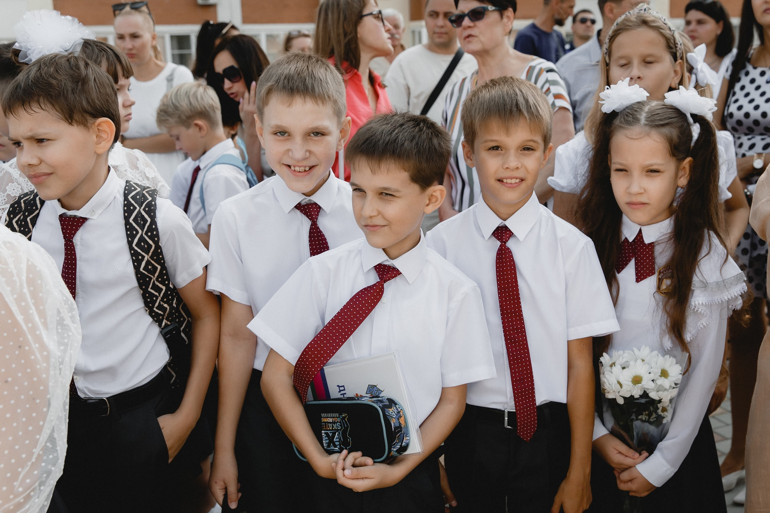 4 класс 11 школа. Выпускные альбомы Натальи Бутко: Новороссийск, Анапа, Геленджик