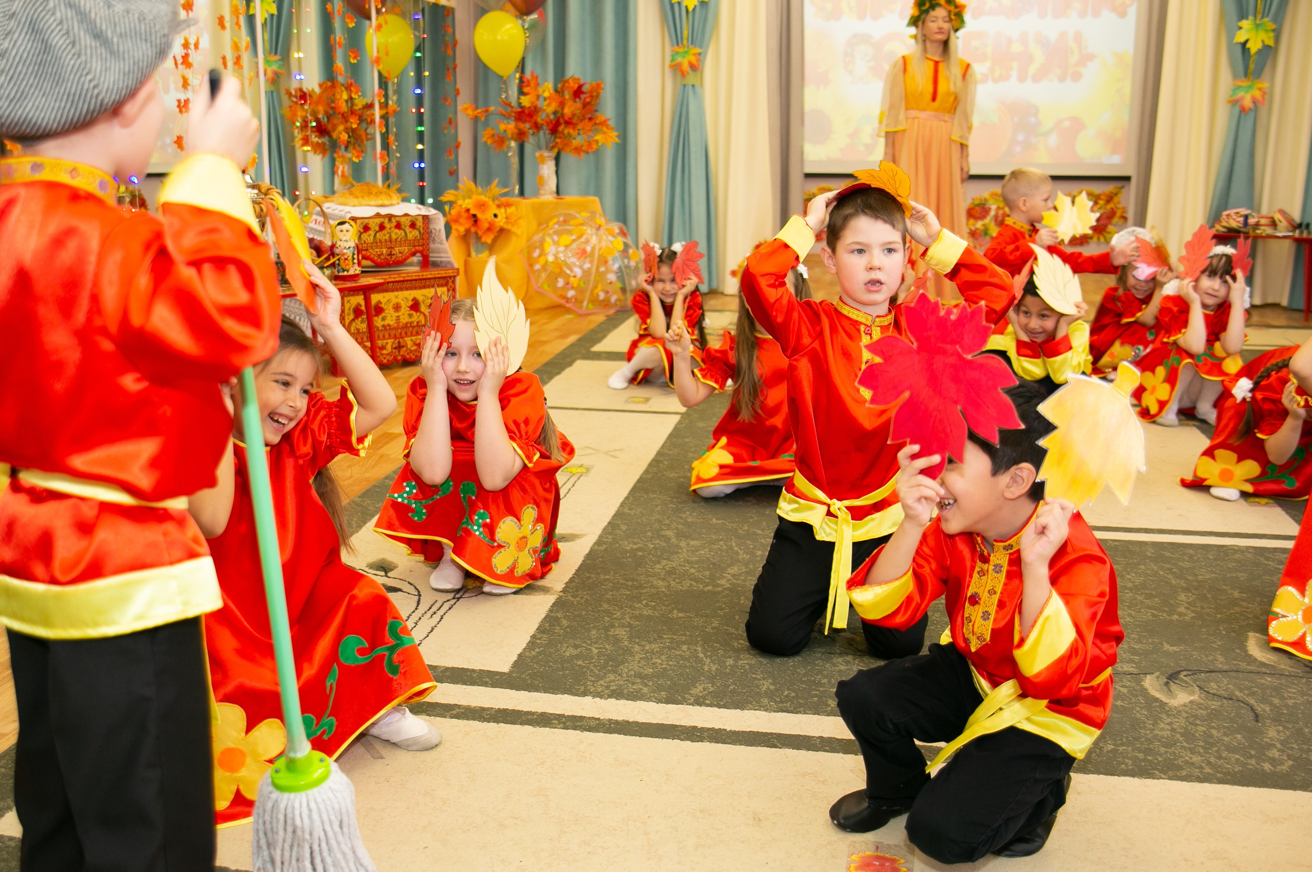 Выпускные и Утренники. Фотограф новорожденных и семейный фотограф НСО г. Бердск Марина Львова