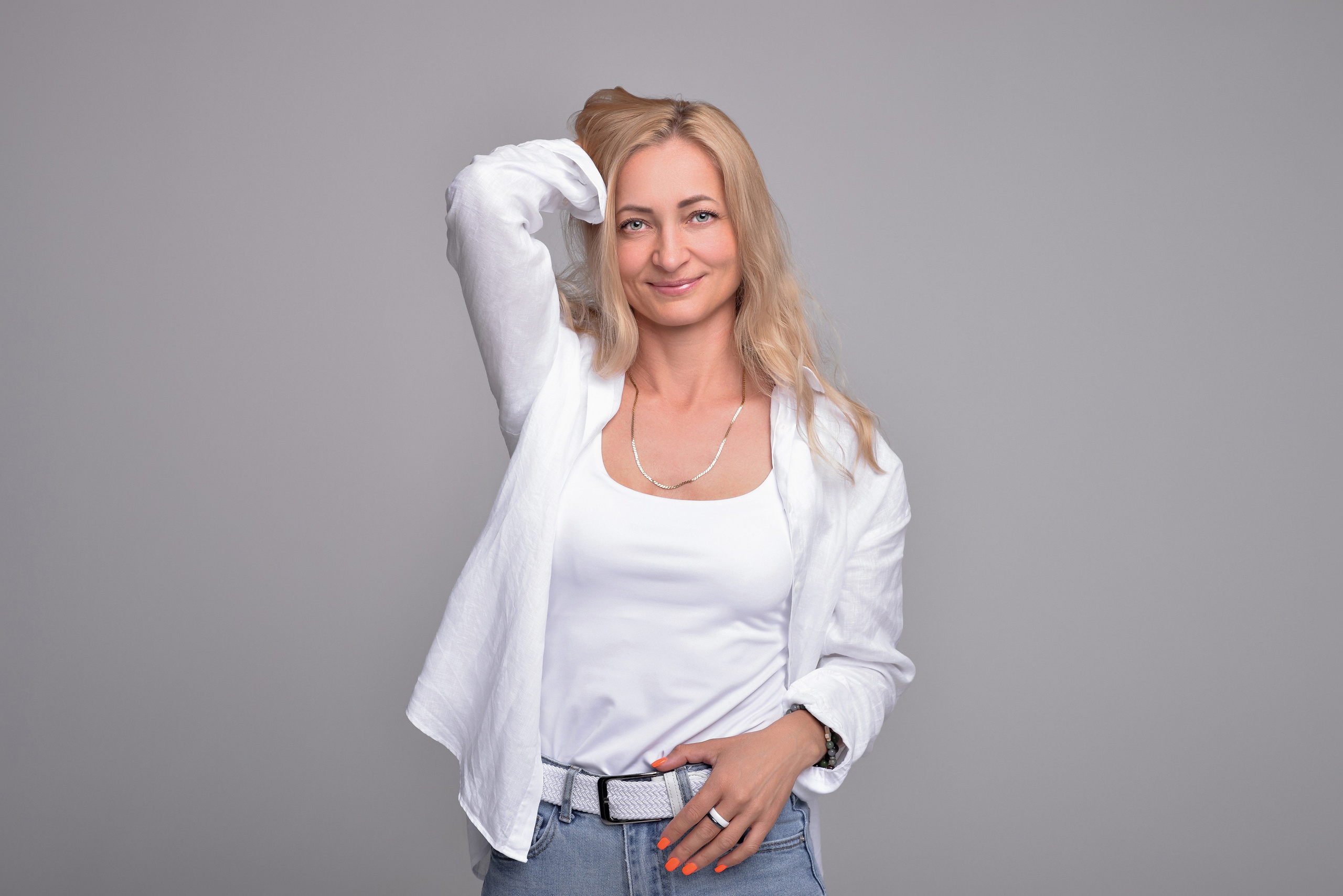 Таня и Настя и Чеси в Точке. Семейный и свадебный фотограф Галина Абакумова, фотосессии в Белгороде