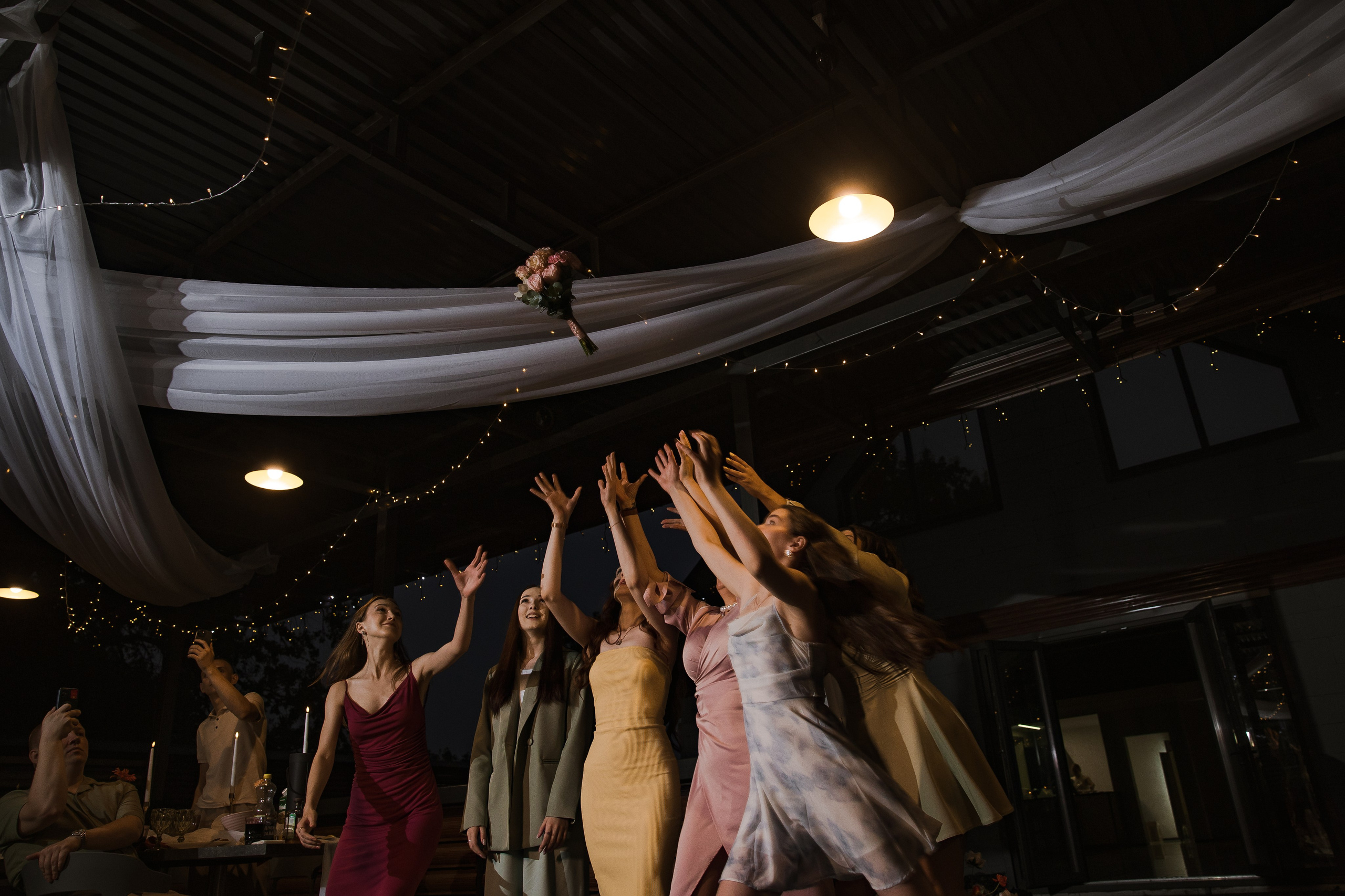 Свадебная фотосессия в Самаре в частном доме. Свадебный и семейный фотограф в Самаре и Тольятти | Елена Топанцева