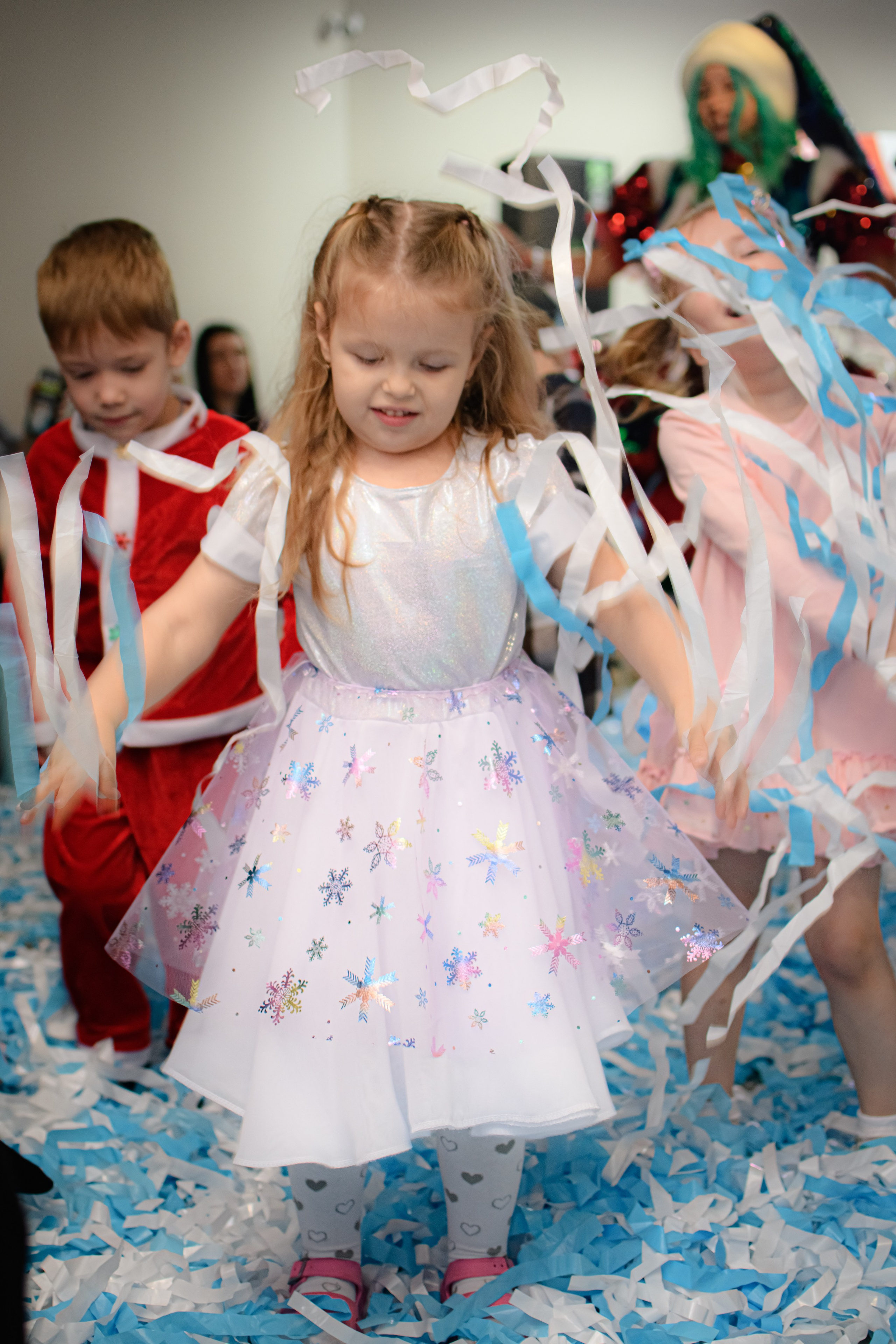 HAPPY NEW YEAR. Photokarish