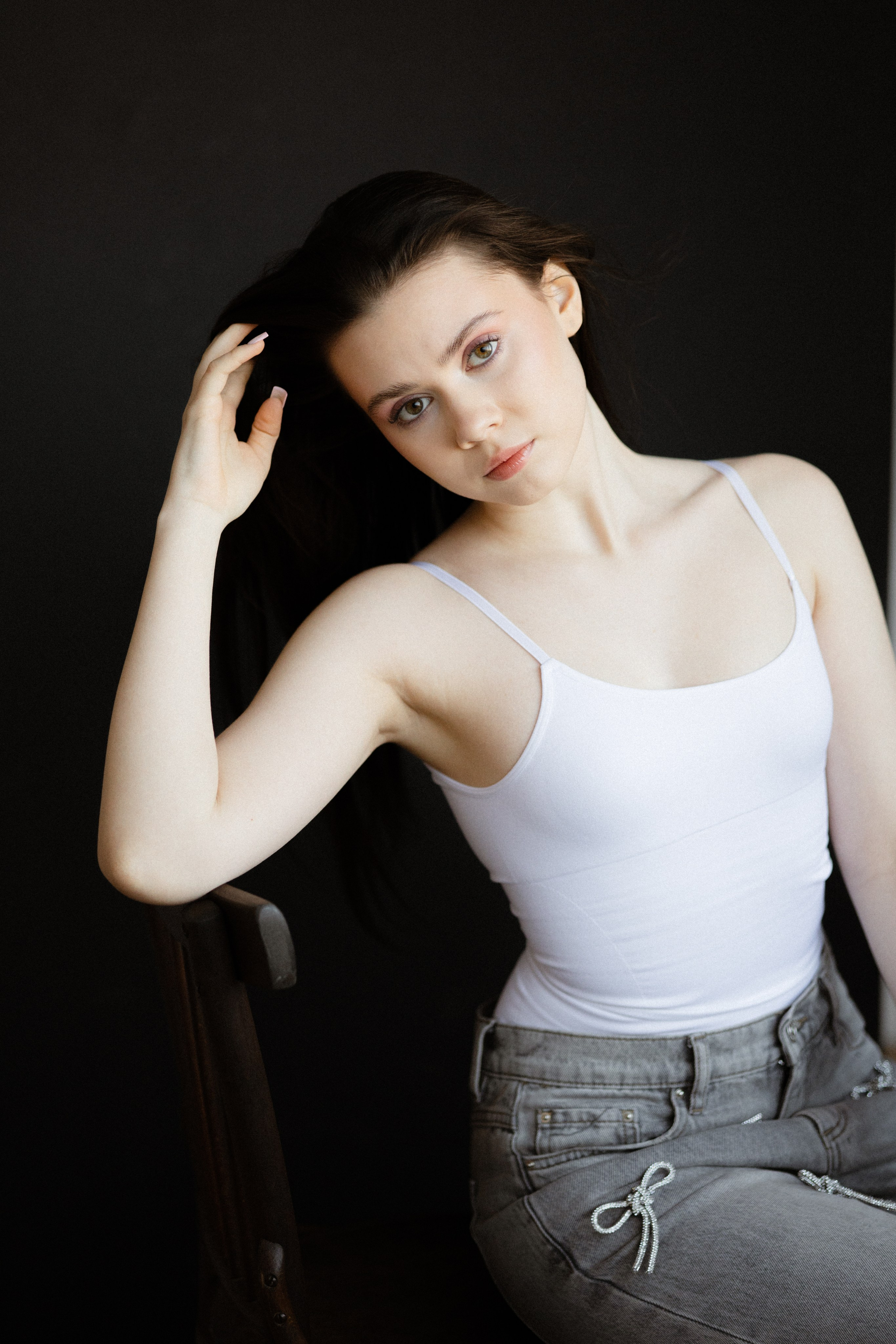 женский портрет, фотосессия Новосибирск, женская фотосессия в Новосибирске, женский фотограф, фотосессия в студии, красивая девушка