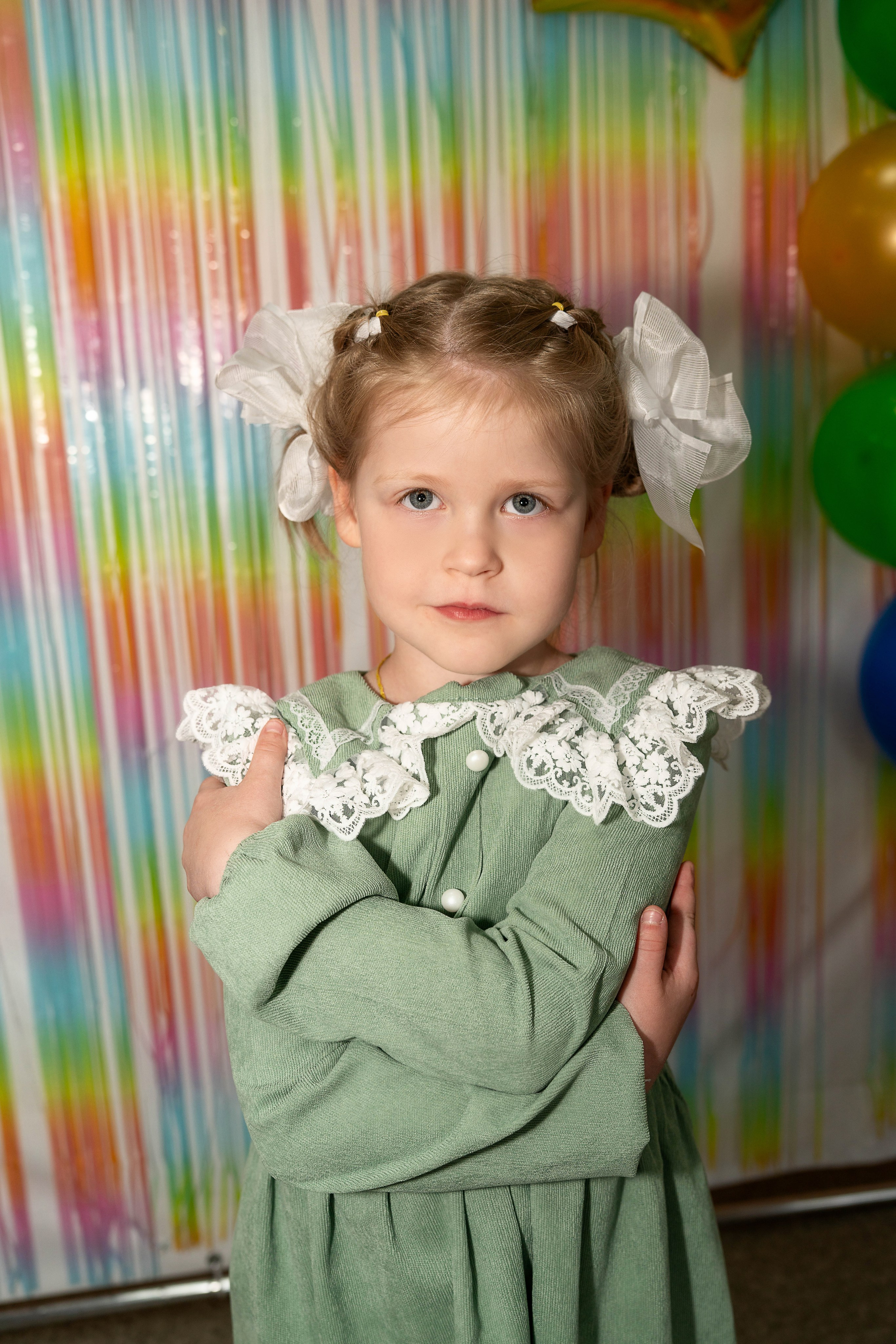 Съёмки в школе и садах, выпускные альбомы