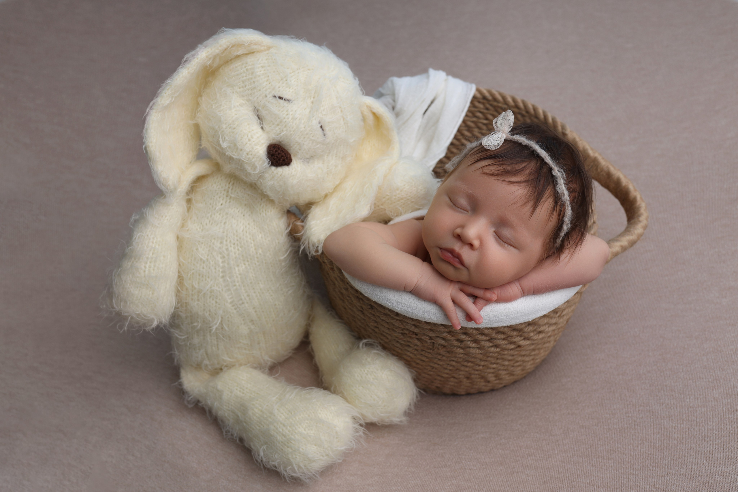 Newborn девочки. Фотограф новорожденных Модяева Ирина