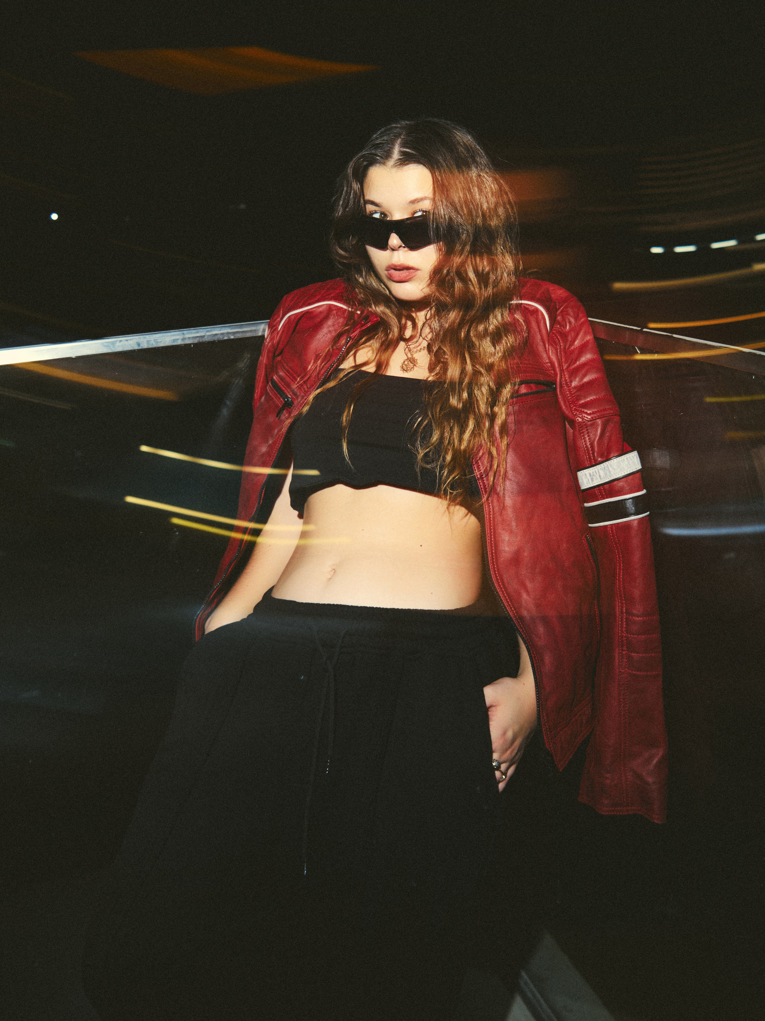 Фотограф Москва. NOIZOMAX Художественный фотограф в Дубай