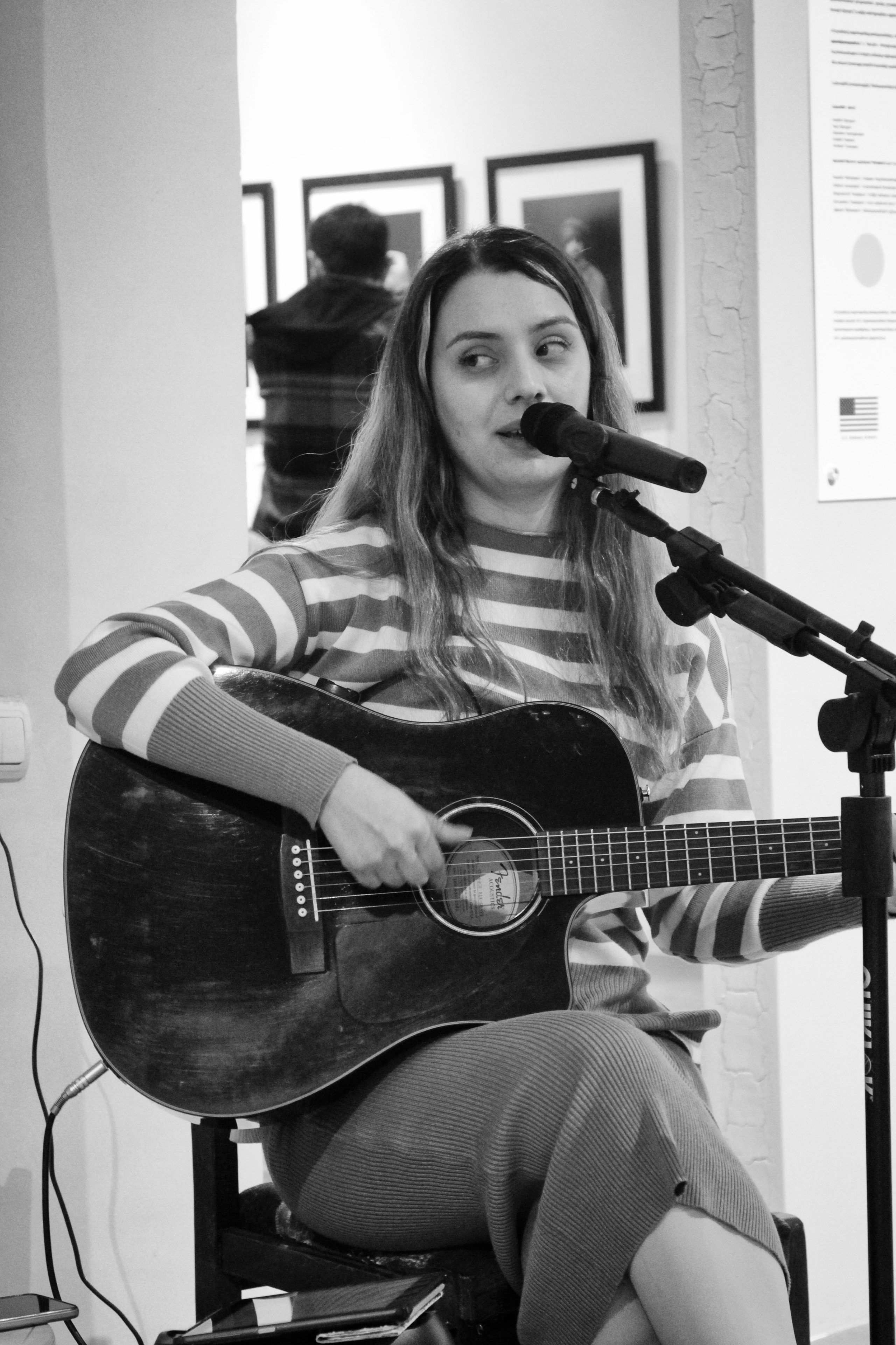 Выставка в г. Гюмри, Армения. Фоторепортаж  Д. Несмелова. Арт-фотограф Ксения Якутович