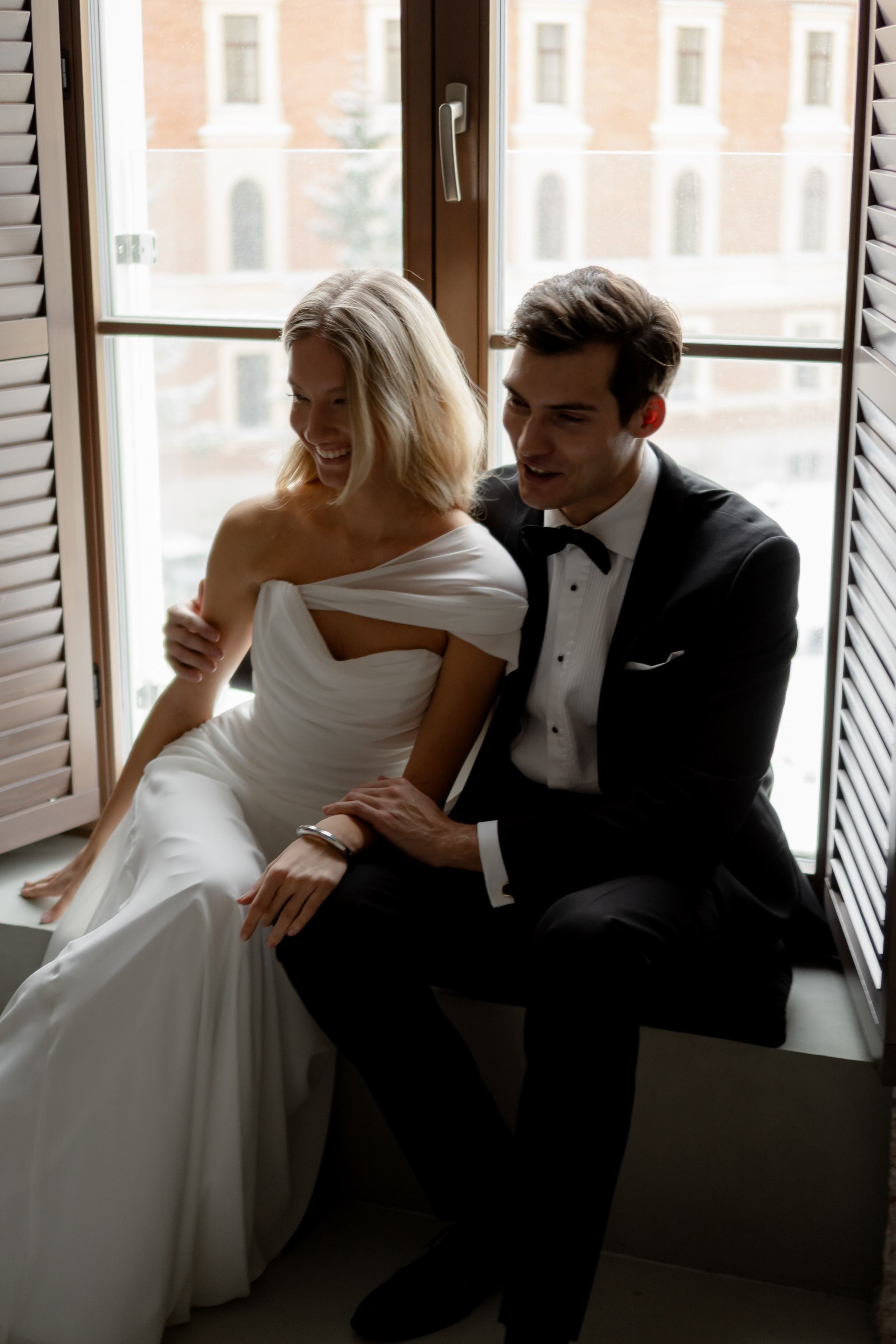 ЭЛЕГАНТНАЯ СВАДБЕНАЯ СЬЕМКА ЖЕНИХА И НЕВЕСТЫ В ДОРОГОМ ОТЕЛЕ САНКТ-ПЕТЕРБУРГА. Профессиональный фотограф, Санкт-Петербург — Виктория Богомолова