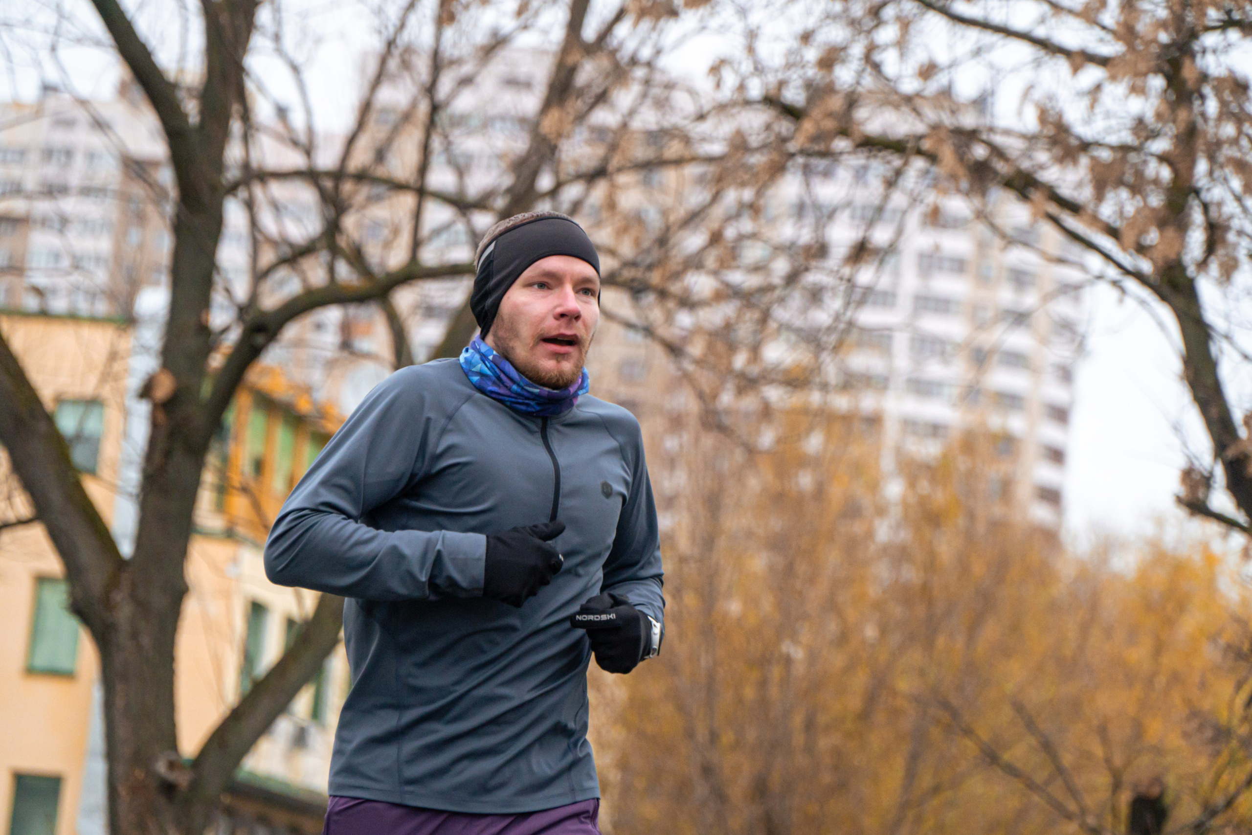 5 вёрст Реутов 16.11.2024. Роман Капилюшов. Бег. Фото. Видео. г. Люберцы