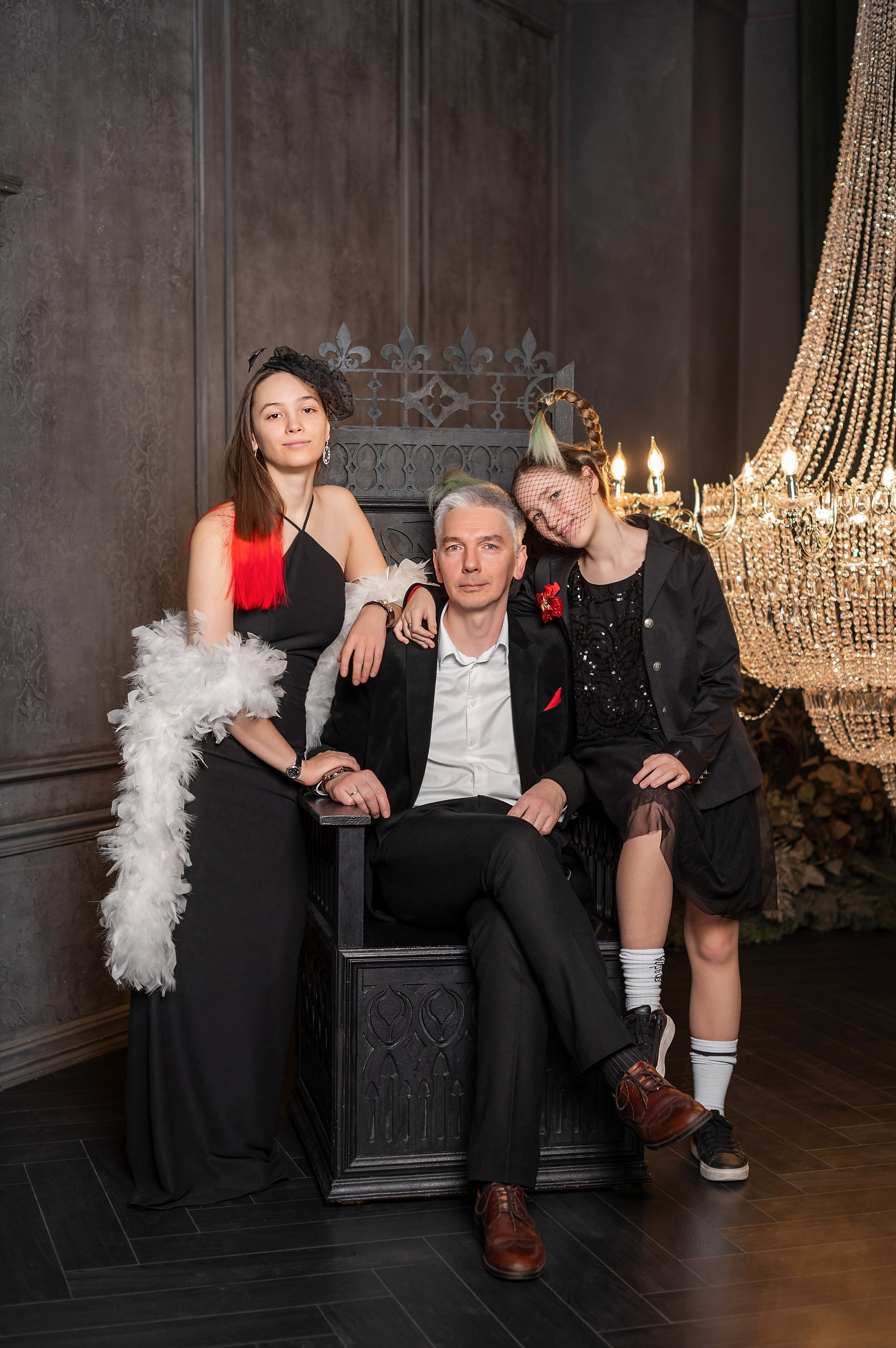 Cross+Studio, зал FRIDAY. Детский и семейный фотограф г. Москва Оксана Катаджи