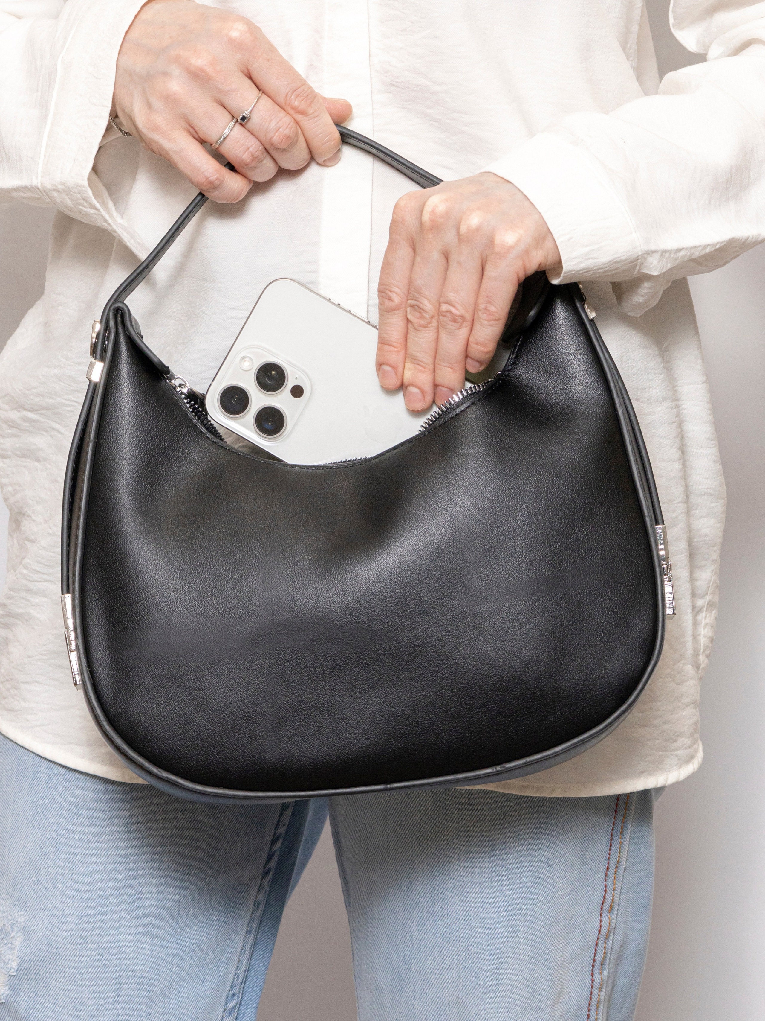 Фотография с участием людей. Предметный фотограф в Москве и Московской области