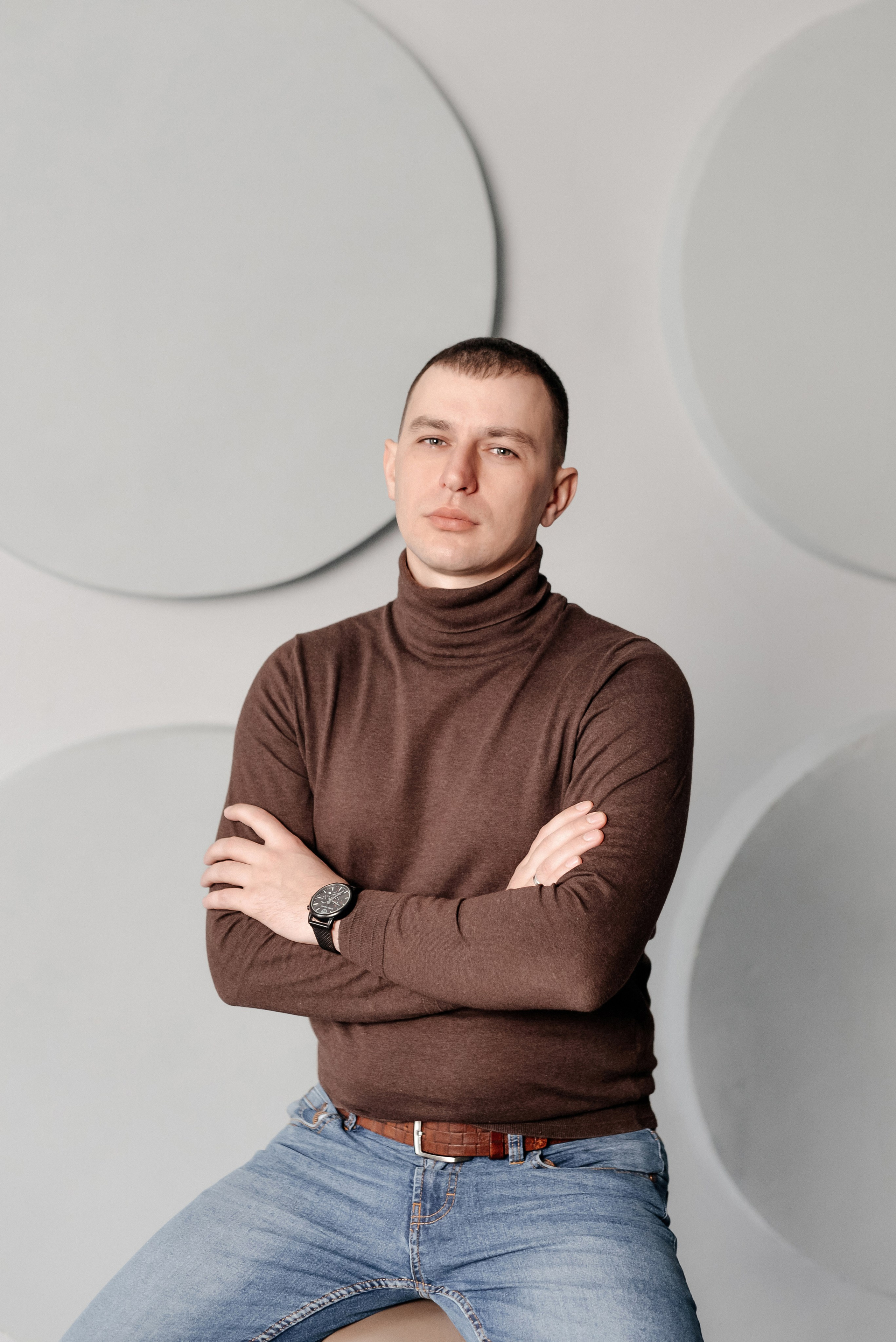 Наташа и Леша в студии Теплопункт. Семейный и свадебный фотограф Галина Абакумова, фотосессии в Белгороде