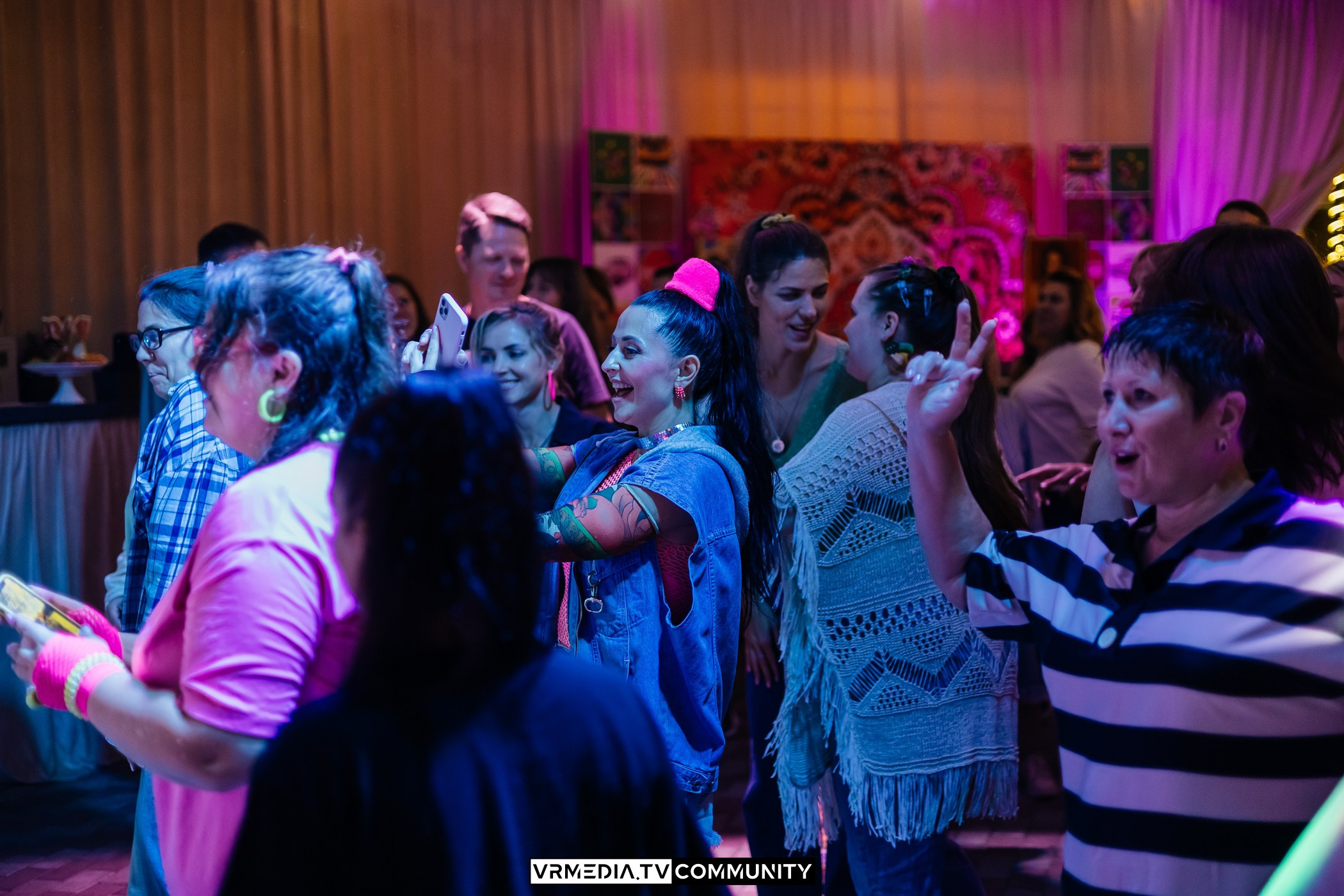 Ресторан «Империя»: Вечеринка 90-х