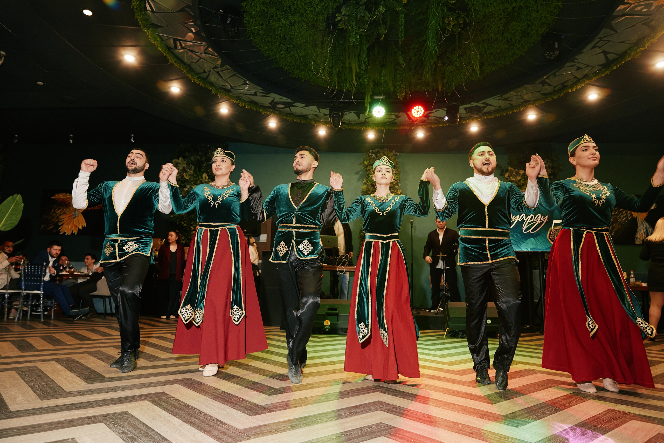 День рождения в Двин Холл 02.05. Свадебный репортажный фотограф краснодар максим дремов дрёмов фотосессия студия цена