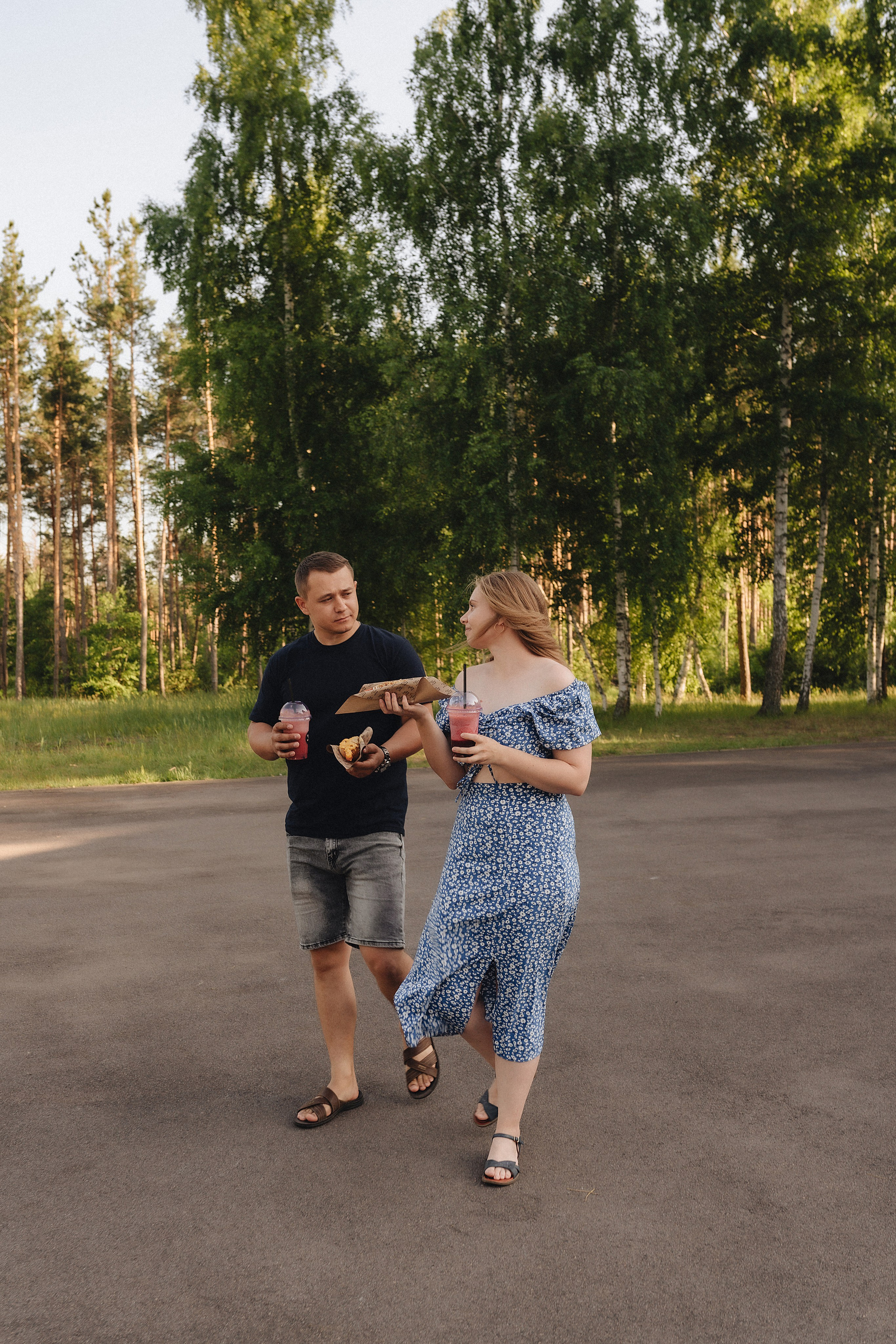 Семейная прогулка | Съемка для кофейни. Фотограф Карина Шмулёва. Воронеж и область
