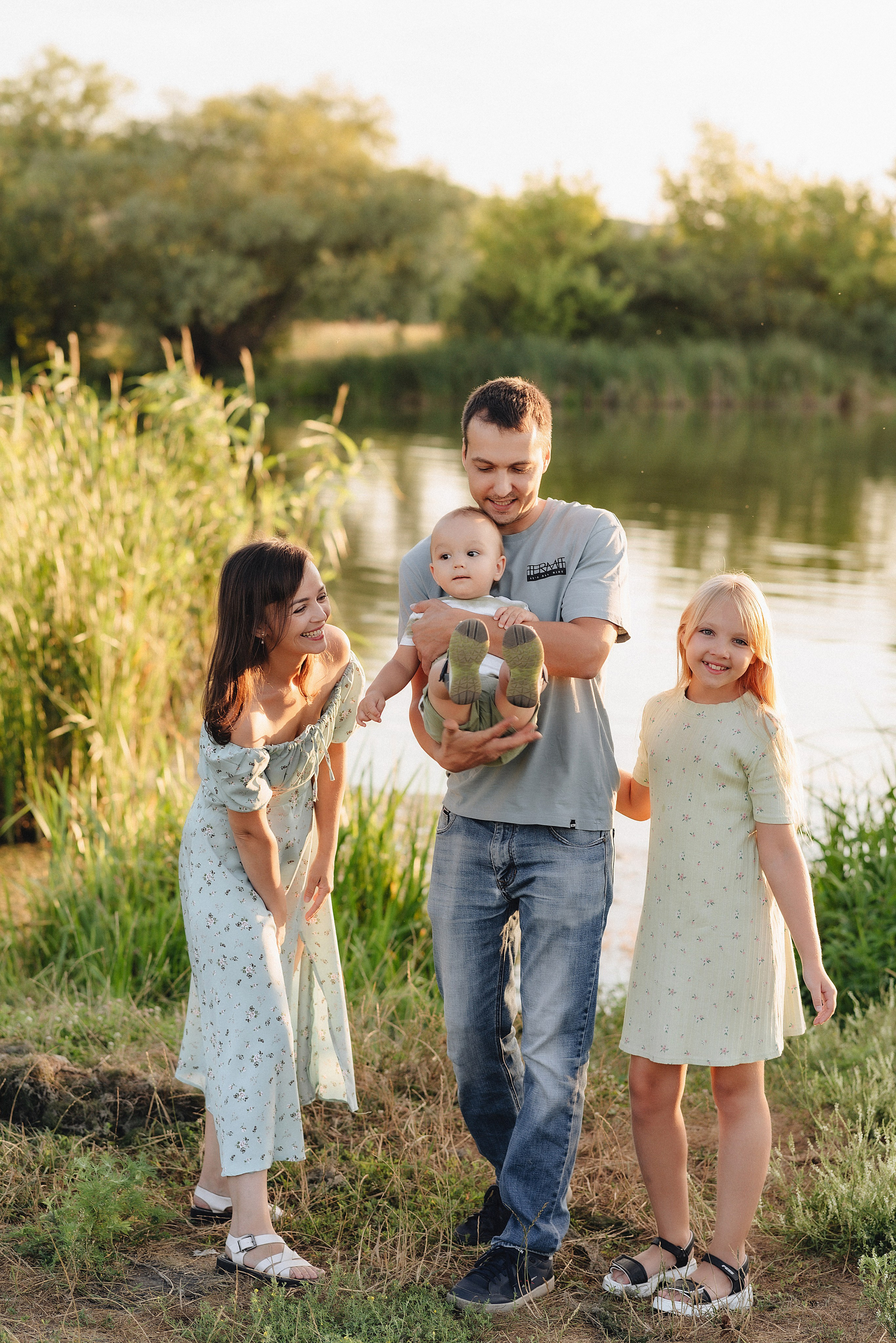 Семейная съемка на закате. Фотограф Карина Шмулёва. Воронеж и область