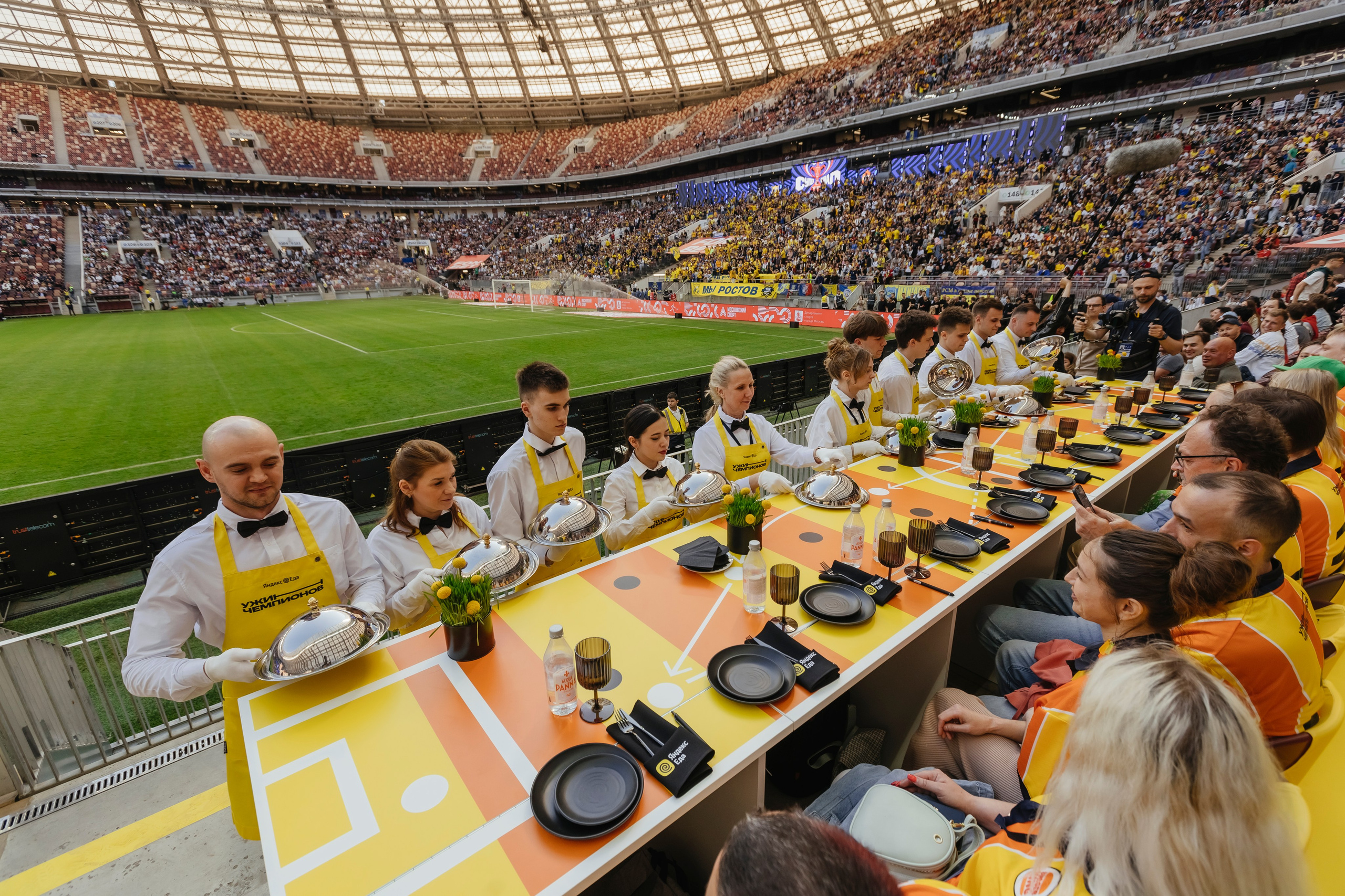 Яндекс Еда x Burger King На финале кубка России по футболу. Репортажный, event, концертный и backstage фотограф из Москвы Виталий Кривцов