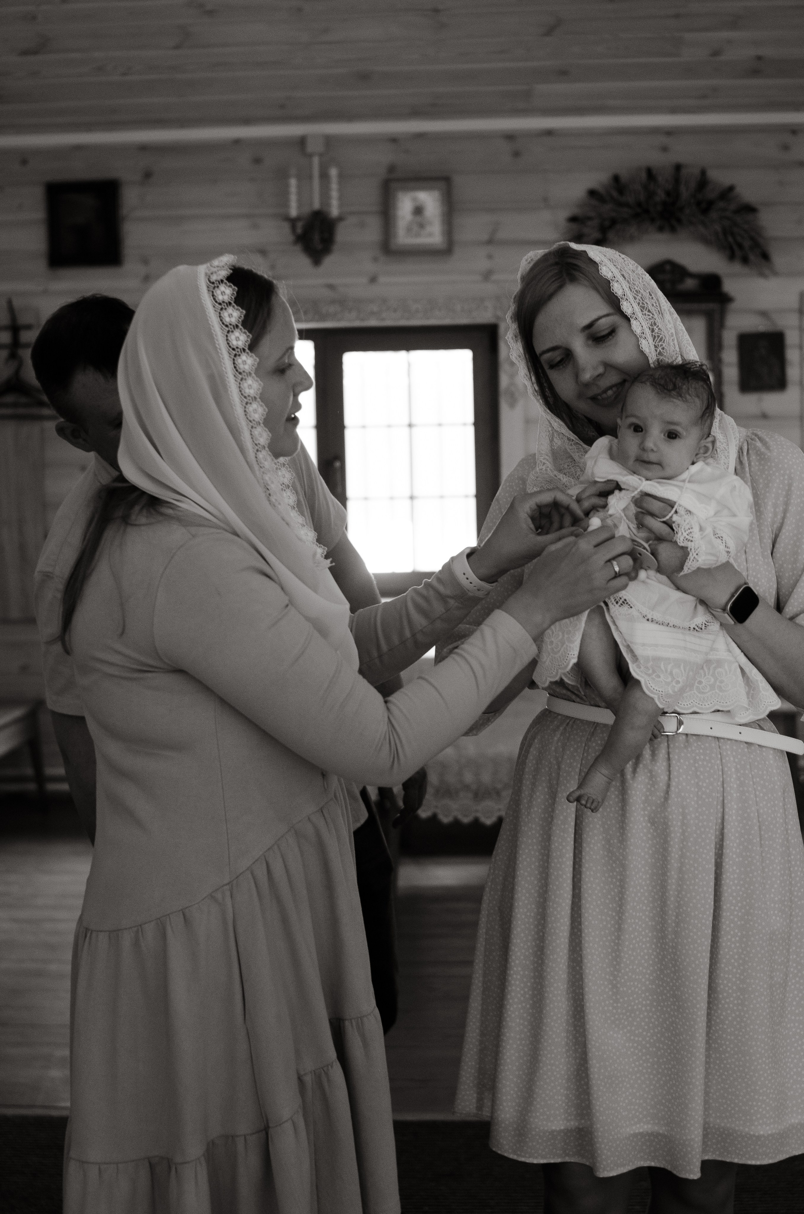 Таинство крещения Лея. Семейный фотограф Москва, Люберцы, Петрозаводск