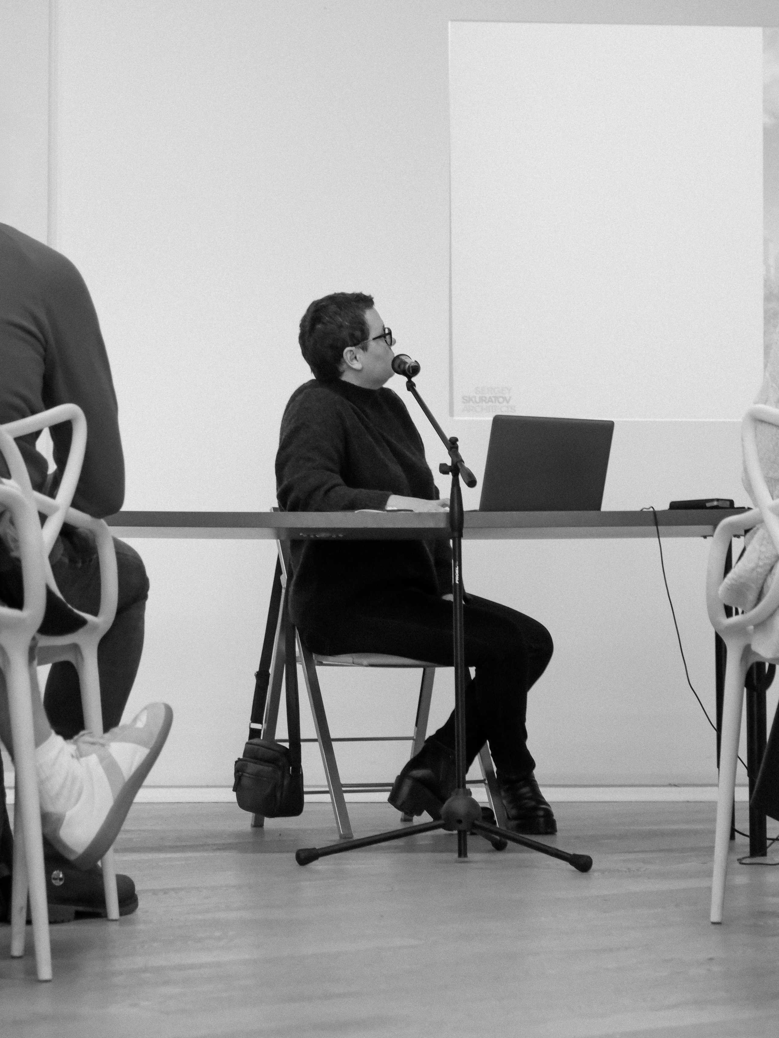 Прогулка с архитектором на диване: жилой комплекс «Садовые кварталы». Михаил Мулач | Архитектурный фотограф