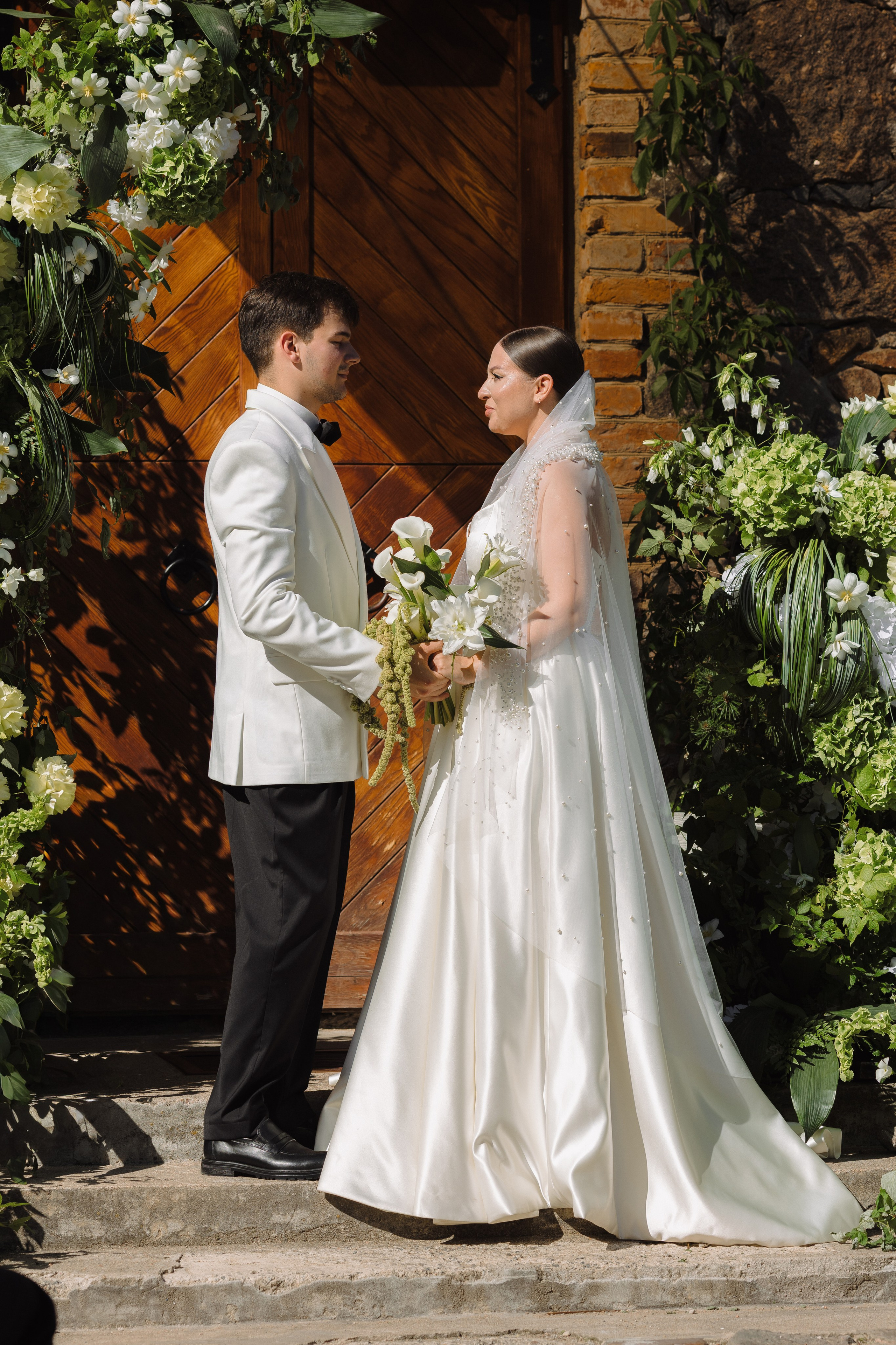 Свадебная фотосъемка в «Двор Стайки»