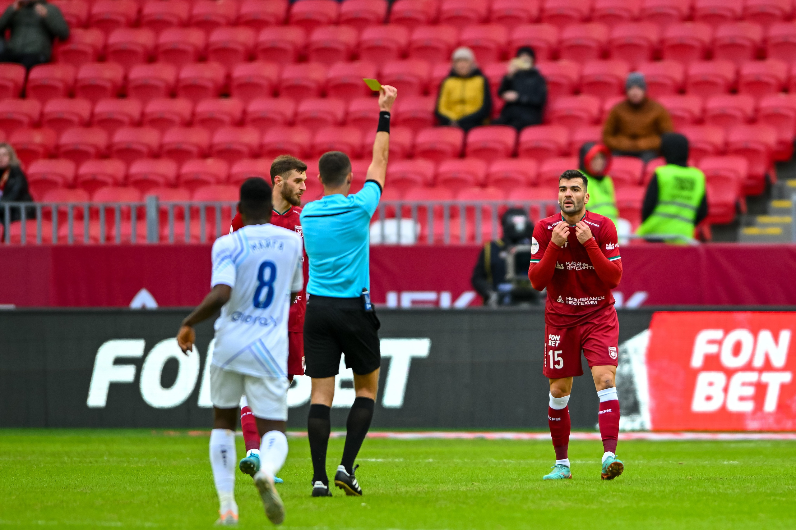 Футбольный фотограф. Спортивный и репортажный фотограф в Казани Вячеслав Сатонин