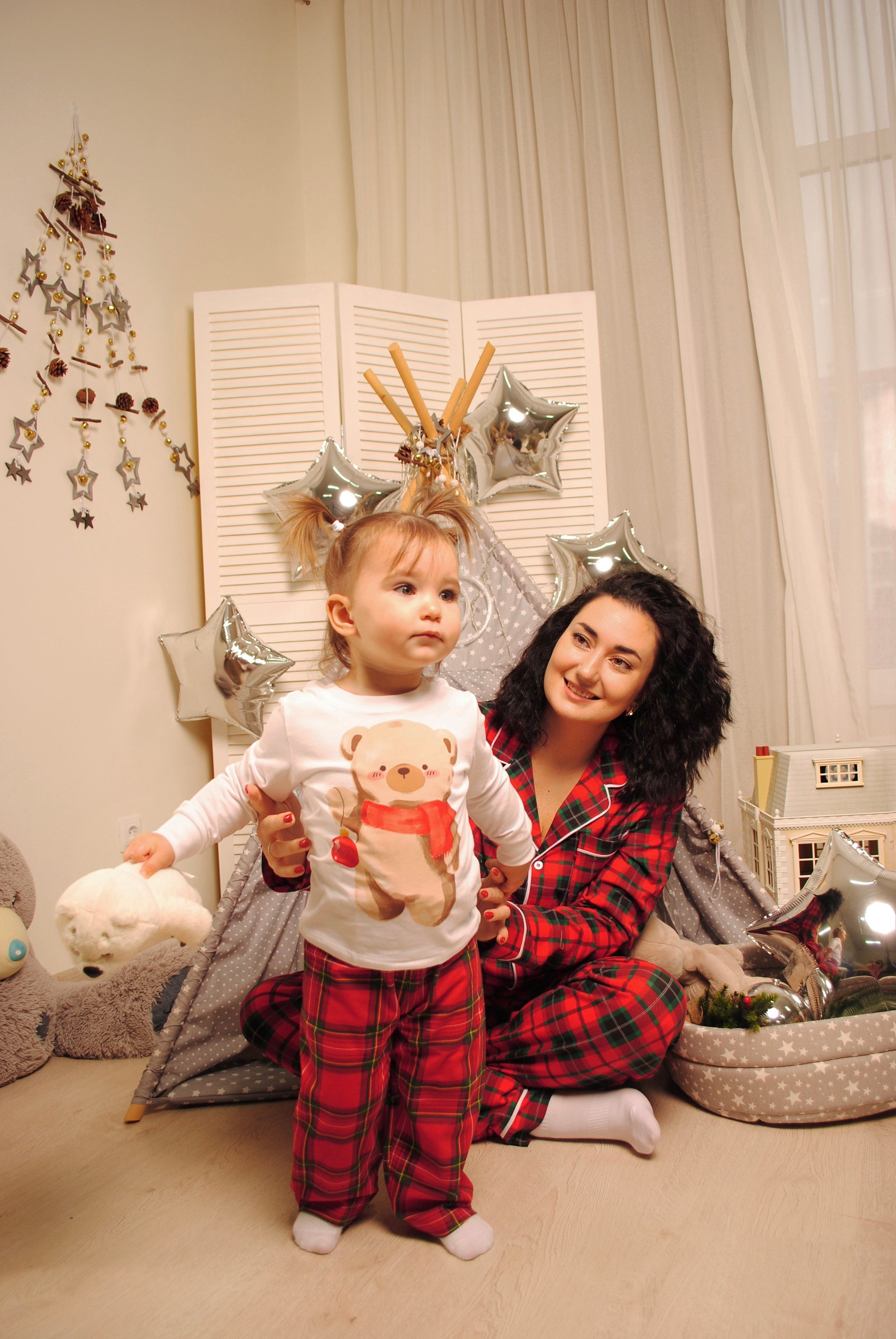 Анастасия и дочери. Фотограф Мария Мусаелян