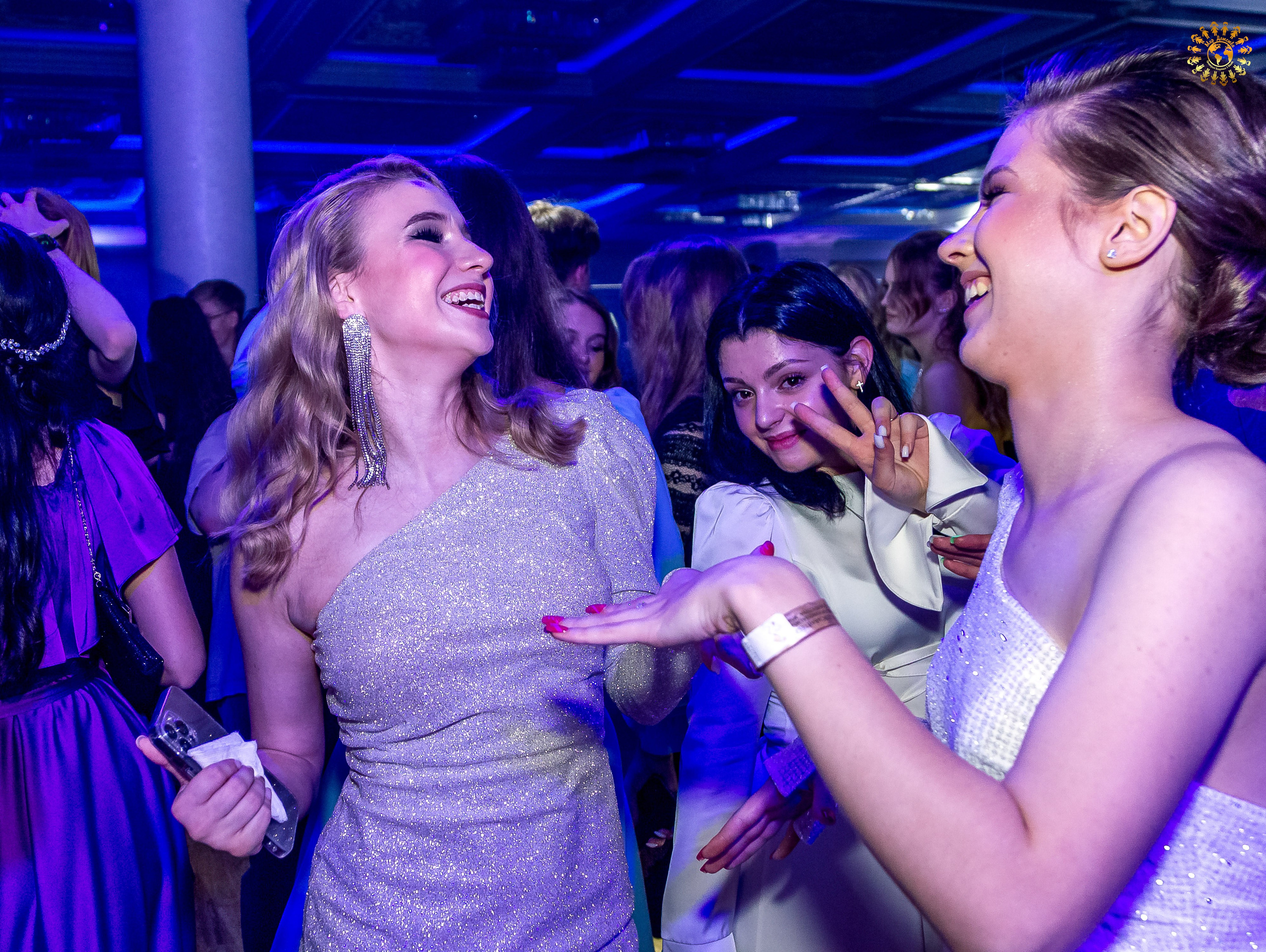 Выпускной 2023 (11-е классы) Triumph City Hall Москва. Репортажная съемка в Москве и области. Анималистика