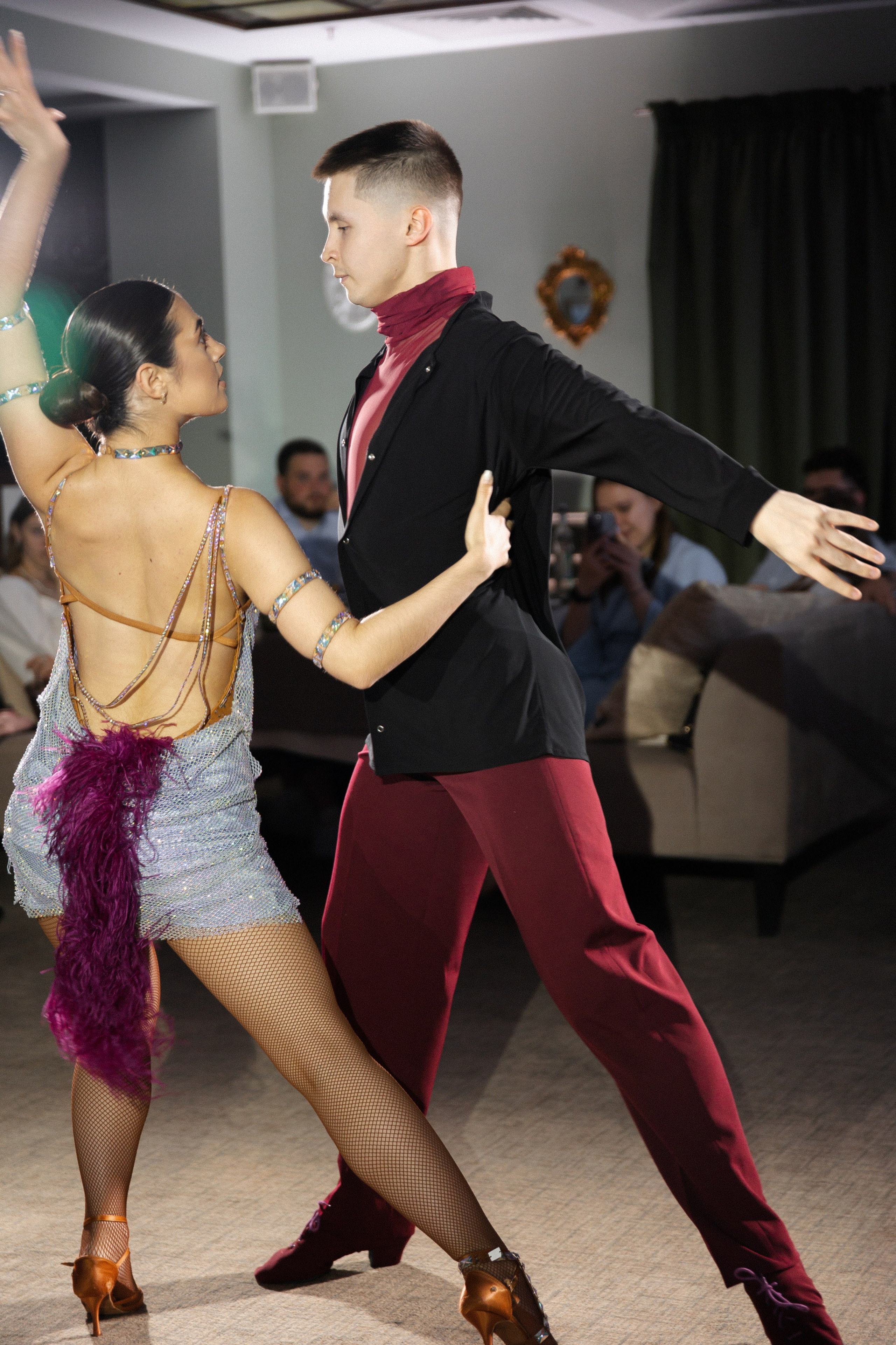 Александр и Арина. Фотограф Тюмень Пушковская Кристина