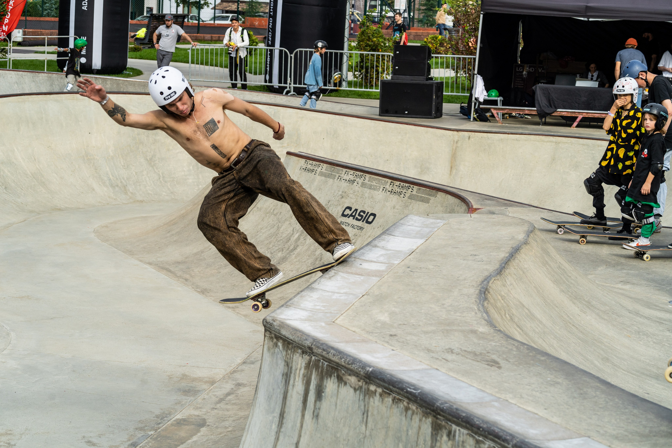Чемпионат России по скейтбордингу на курорте Красная Поляна 2022. Репортажный фотограф в Красной Поляне и Сочи Павлюченко Екатерина
