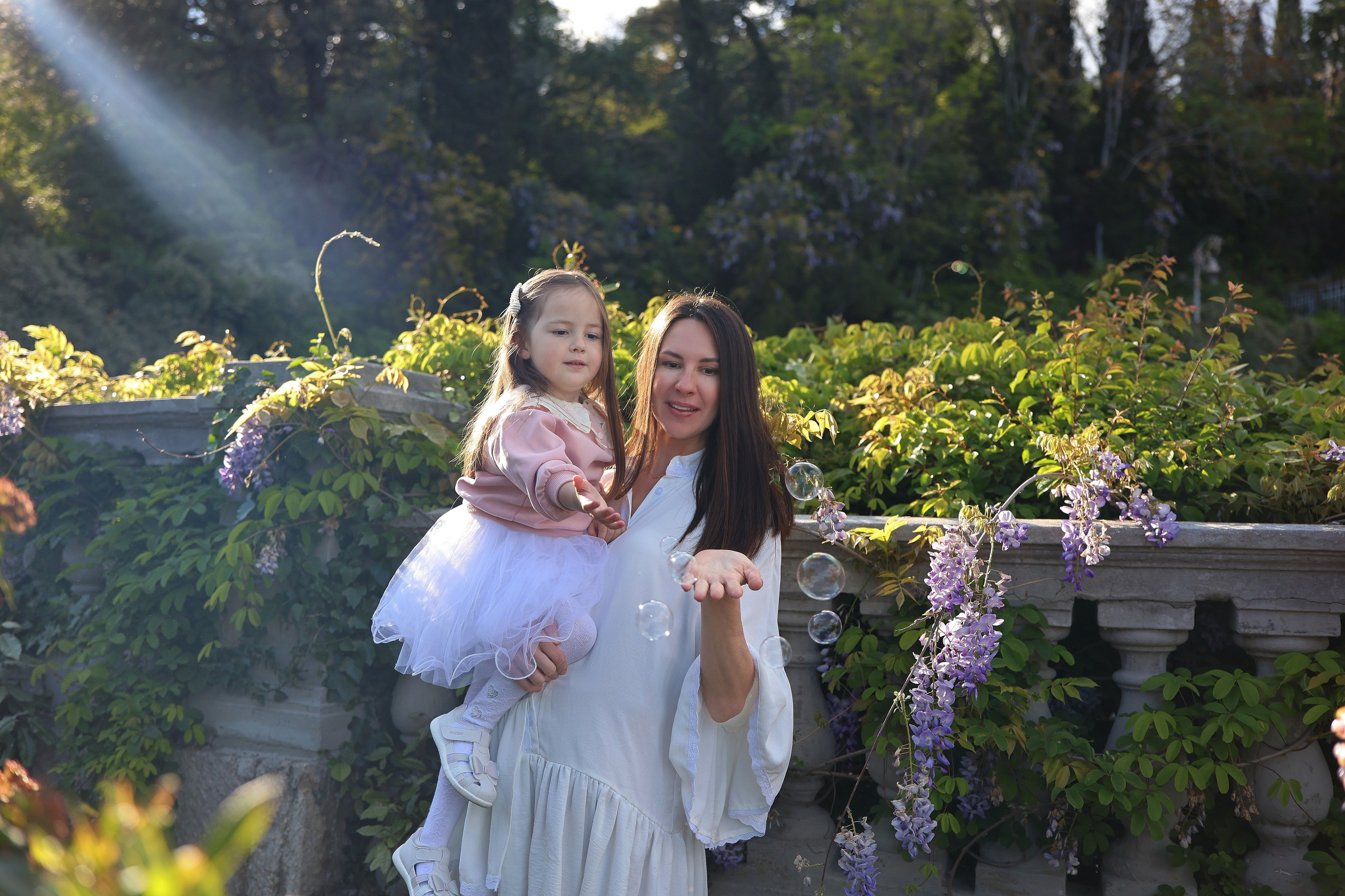 Таня и Кира: Ливадийский дворец. Фотограф в Ялте