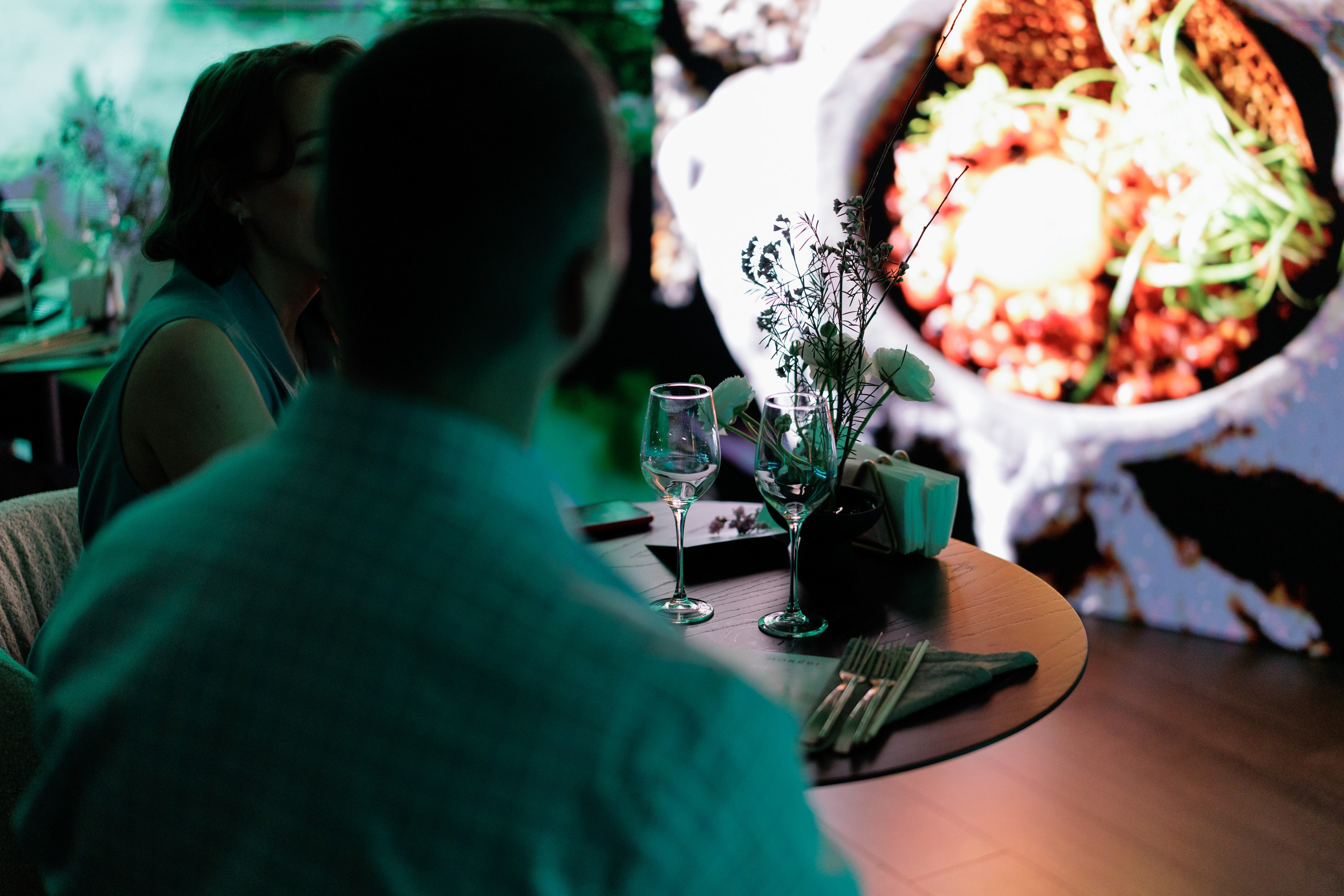 Гастроужин в р.Komorebi (may.25). Свадебный фотограф