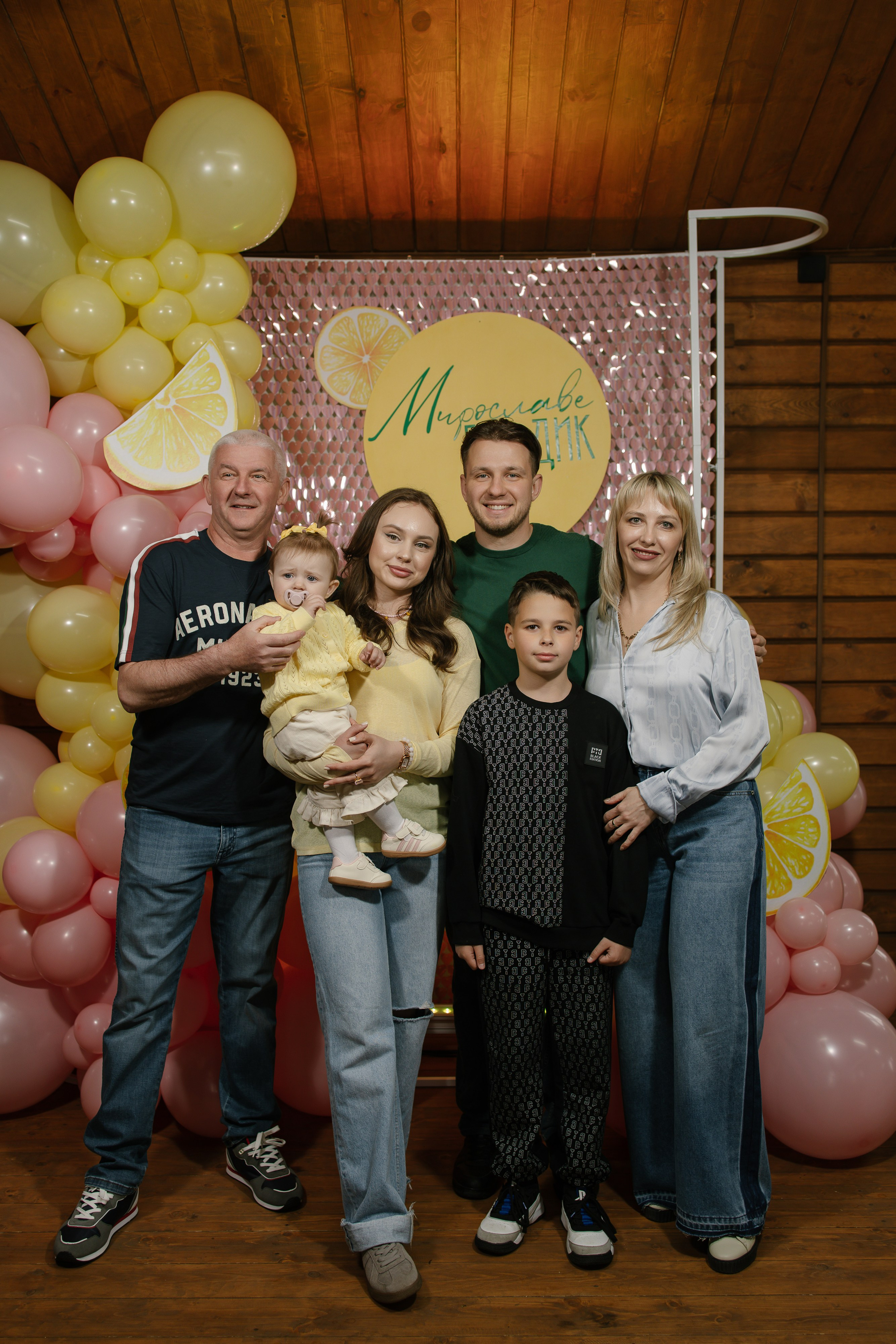 Мире 1 годик. Свадебный и семейный фотограф в Краснодаре/Геленджике/Сочи/Санкт-Петербурге