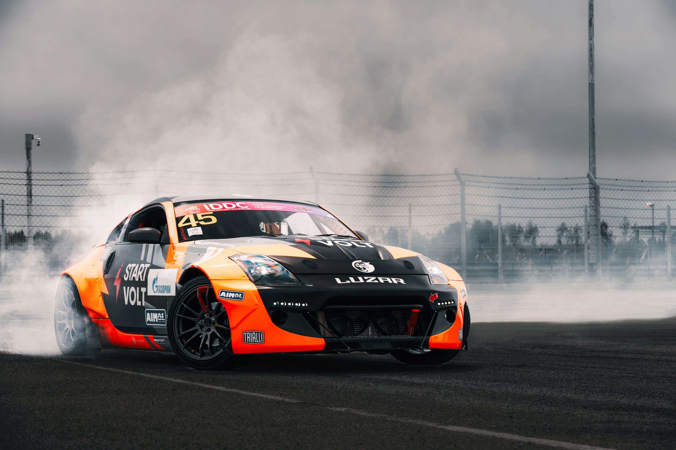 IDDC Этап 2: Бетонный Колизей и блогеры в деле