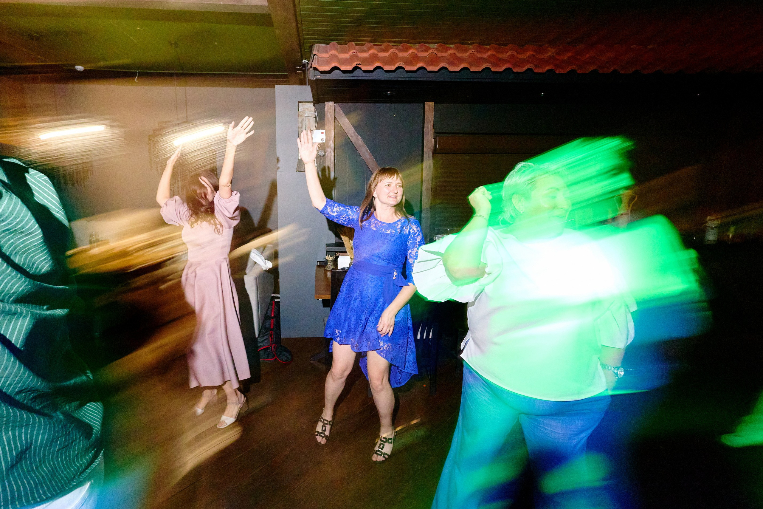 Выпускной 35 Сош. Фотограф Выпускные альбомы Таганрог Сергей Коробченко