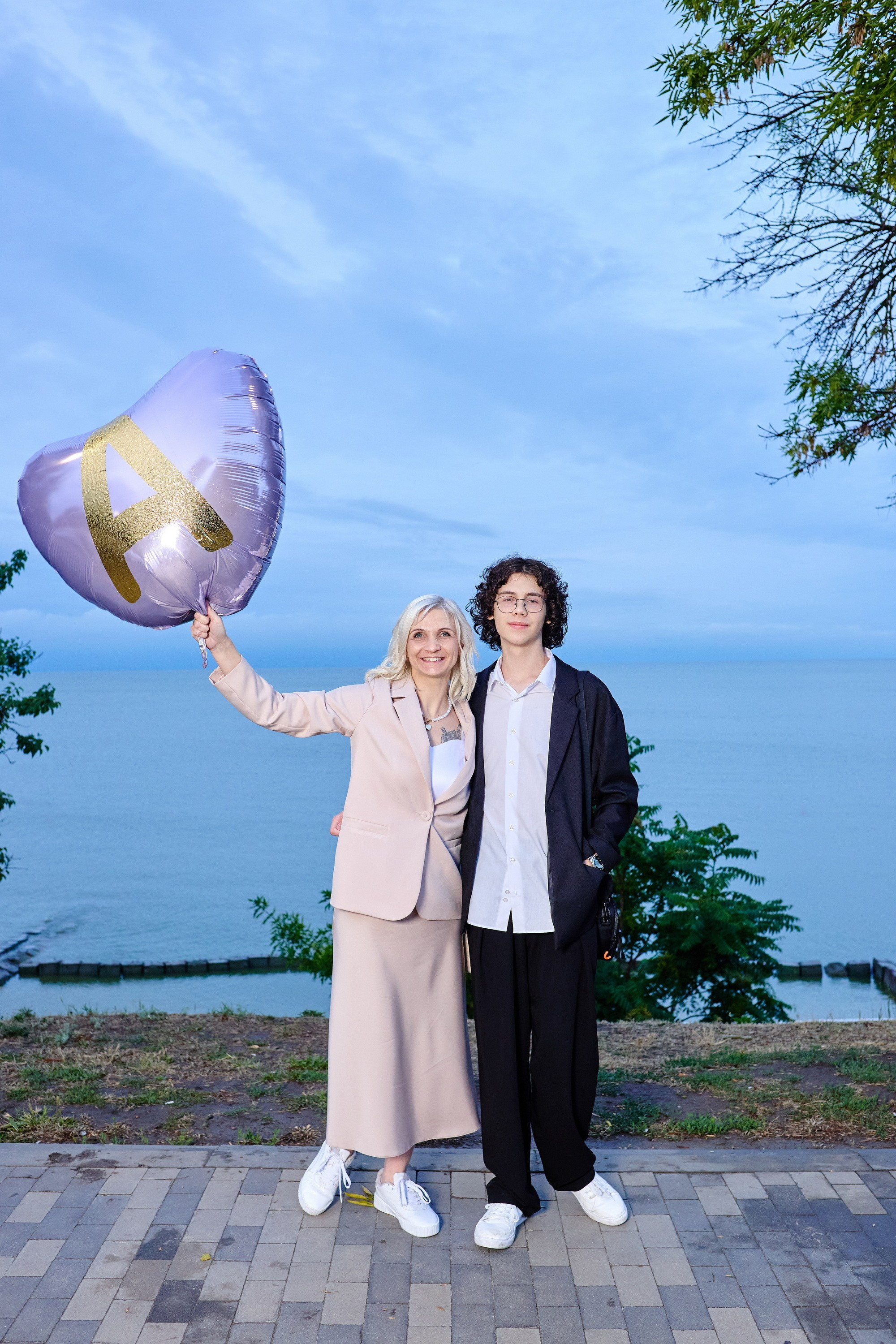 Выпускной 35 Сош. Фотограф Выпускные альбомы Таганрог Сергей Коробченко