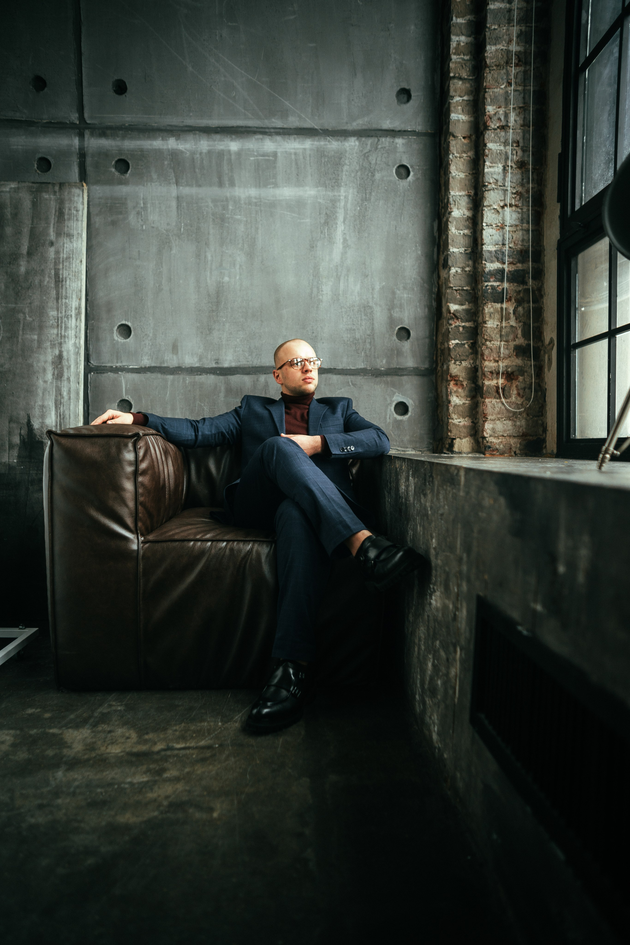 Кирилл студия