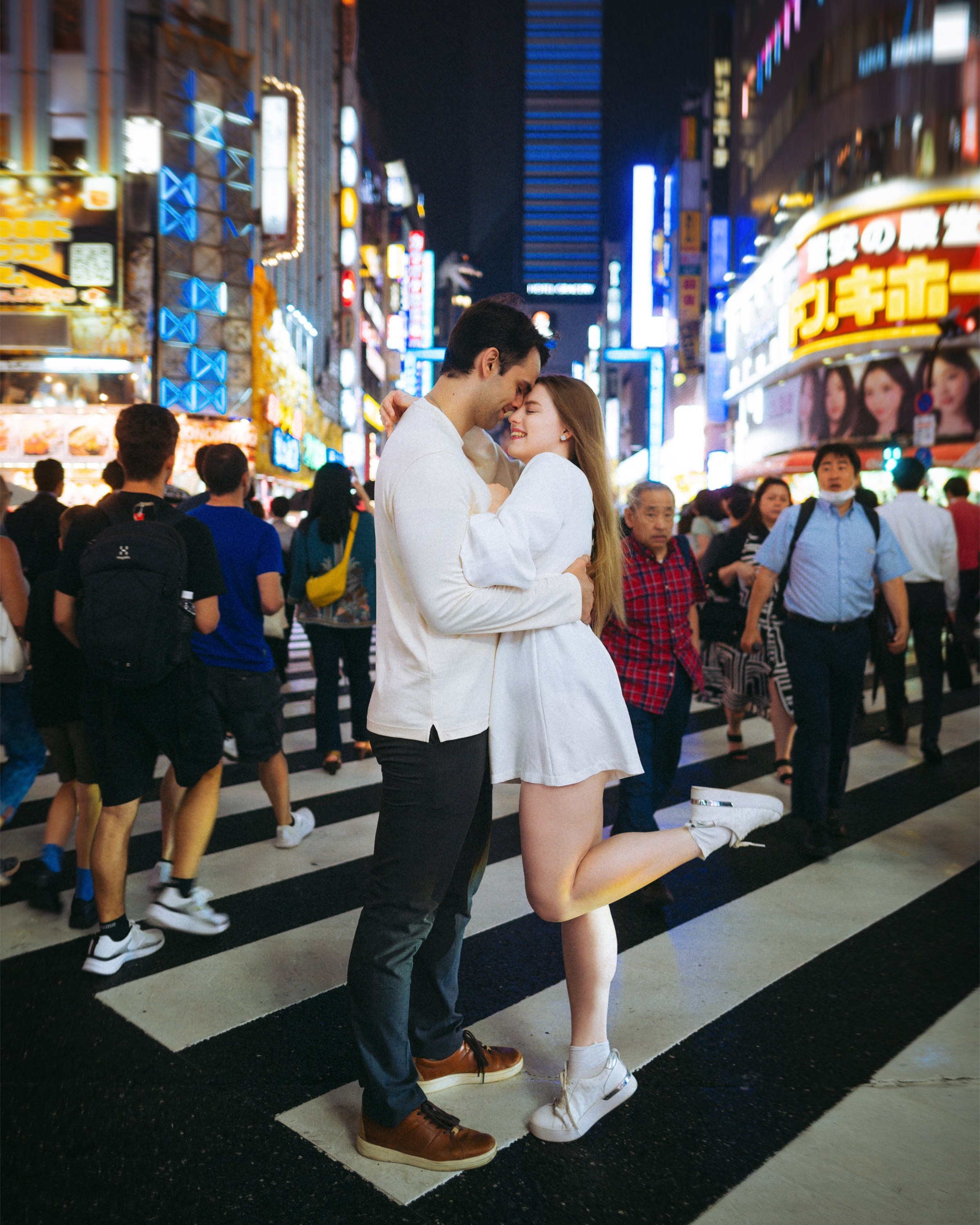 Benjamin and Daria. Photographer in Tokyo Anatolii Ozarto