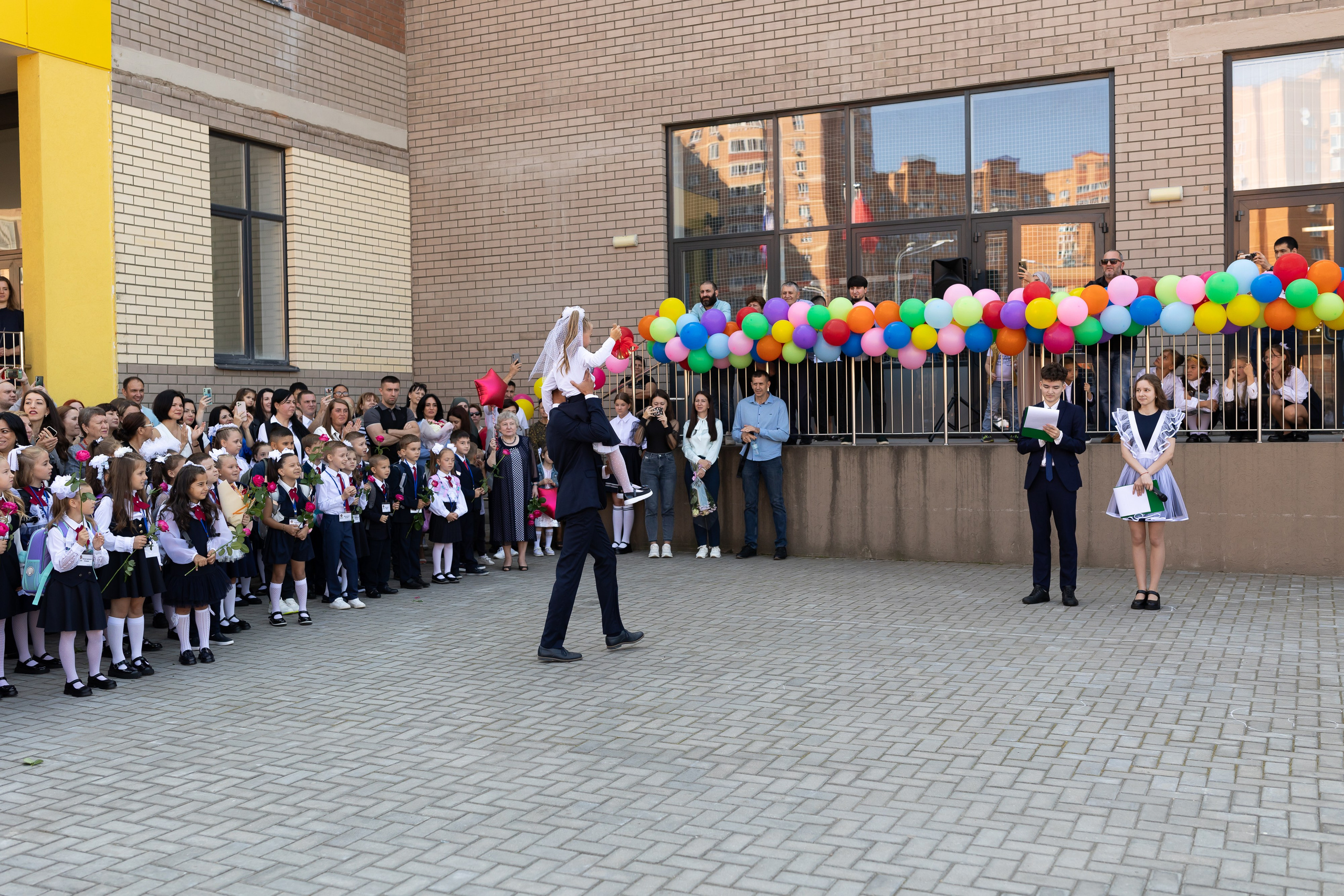 Линейка 1 сентября. Профессиональный Фотограф в Москве Андрей Славнов