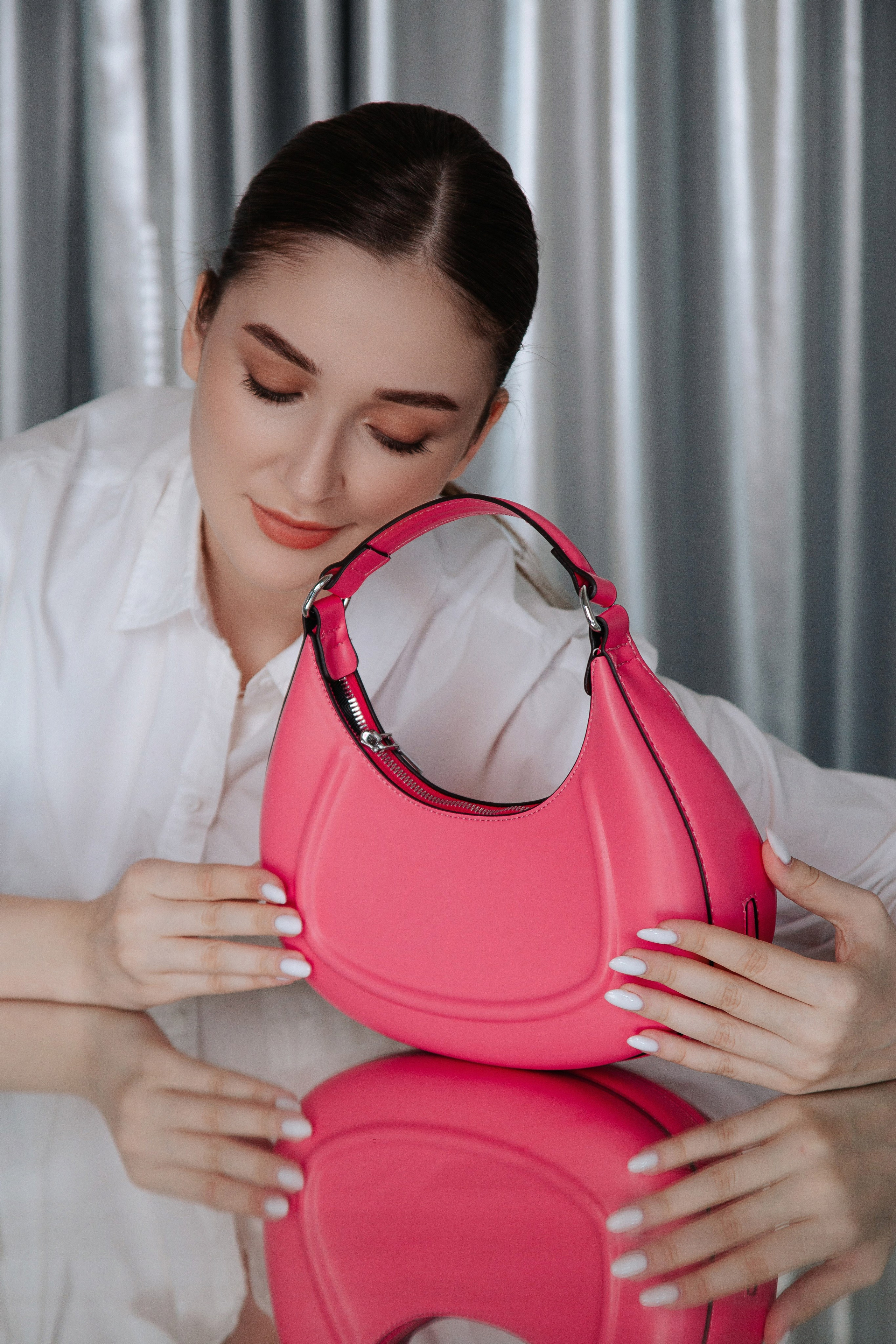 Магазин сумок и аксессуаров. Свадебный и портретный фотограф в Воронеже Вика Лихачева