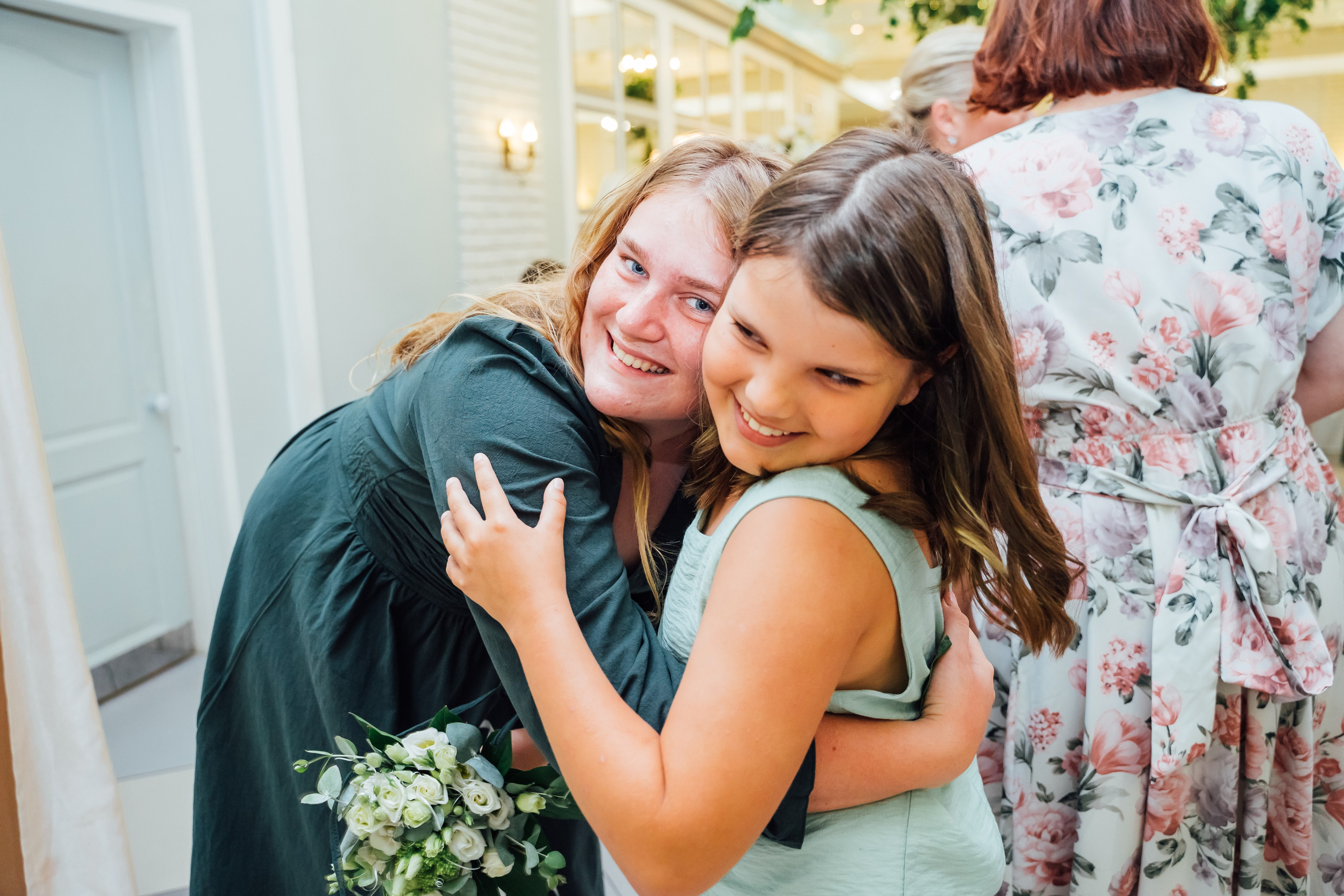 Дмитрий и Елизавета — свадебный день 25.07.2025. Свадебный фотограф в Коломне, Воскресенске, Егорьевске Владимир Петров