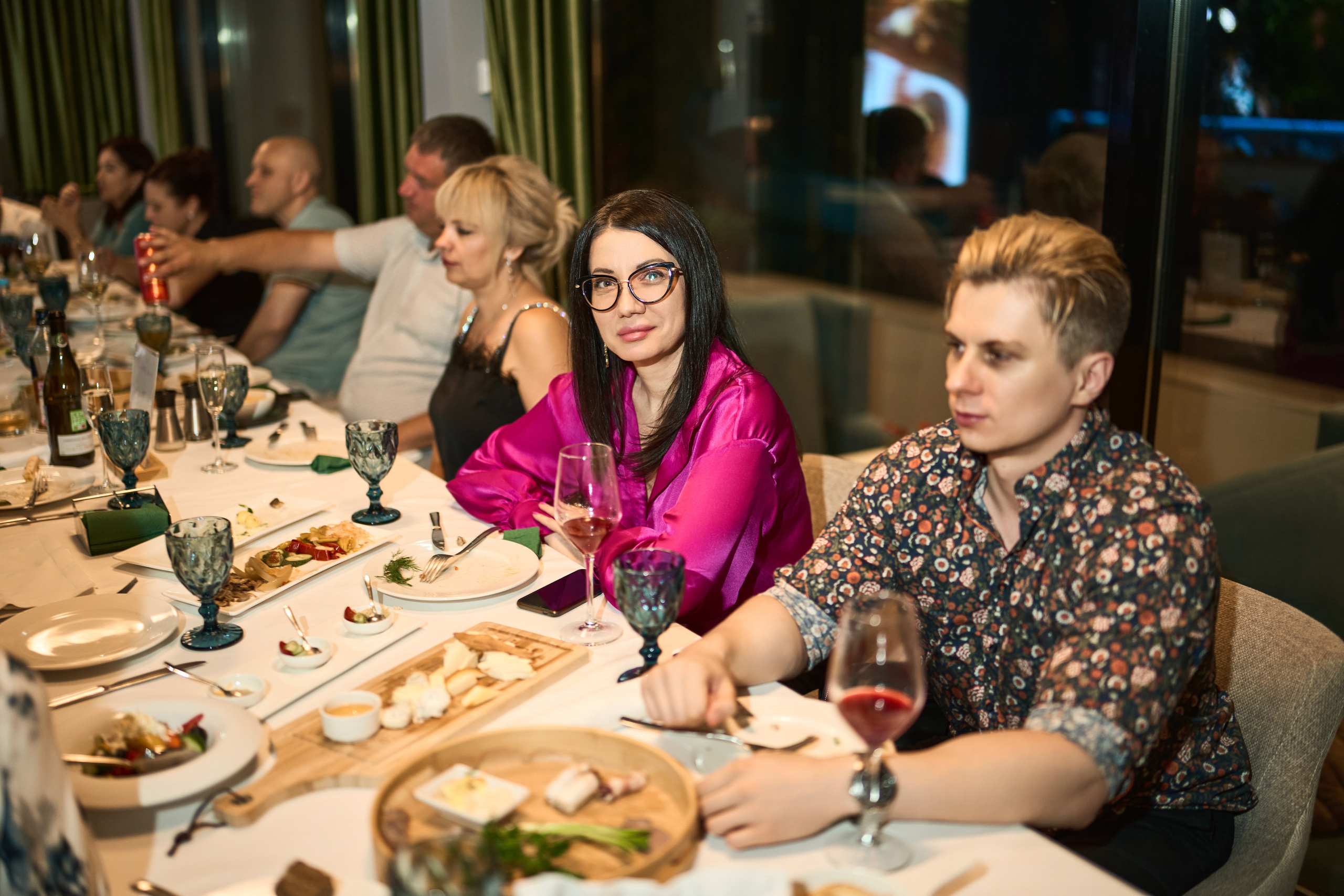 Выпускной (школа и банкет). Фотограф Олег Сотник