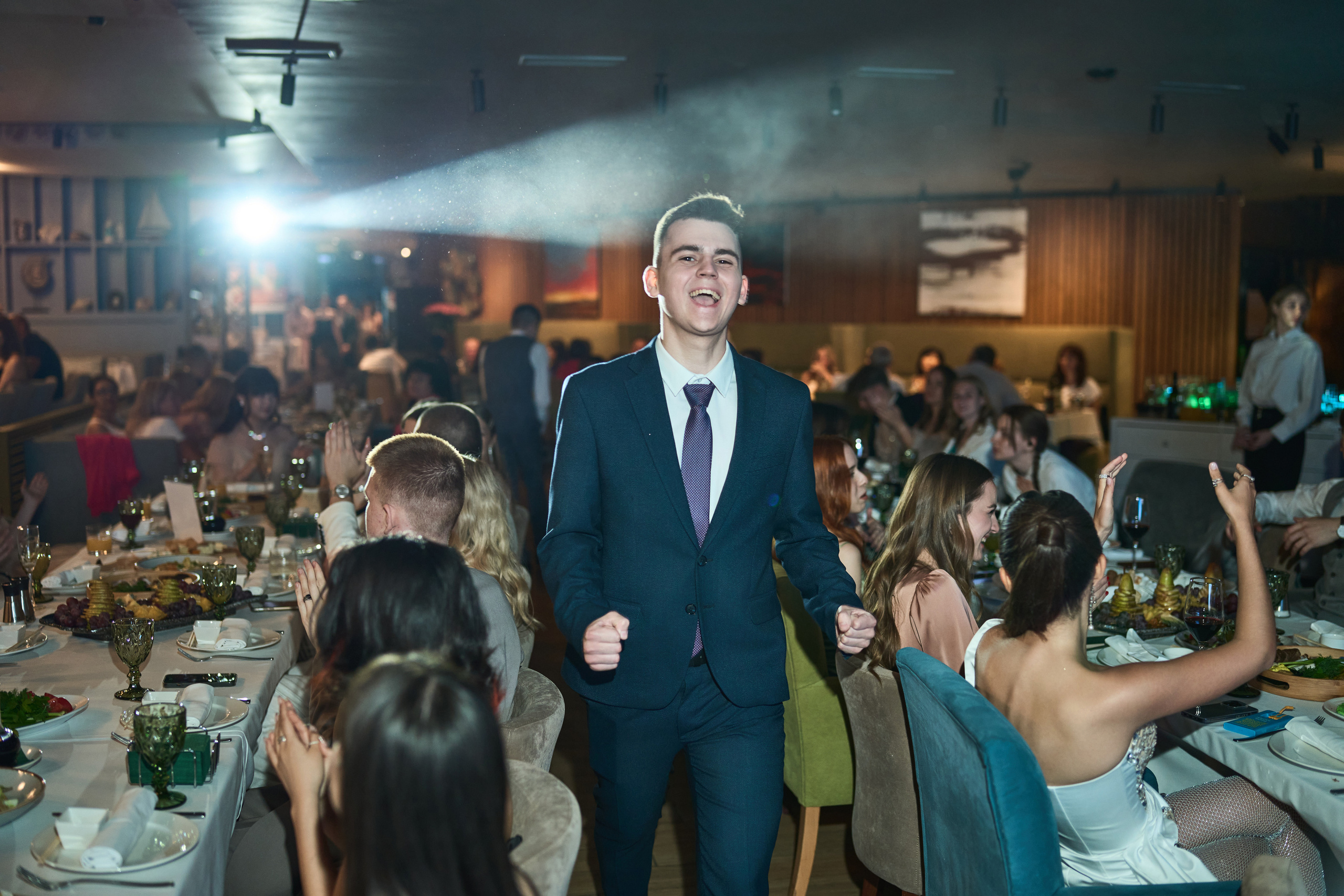 Выпускной (школа и банкет). Фотограф Олег Сотник