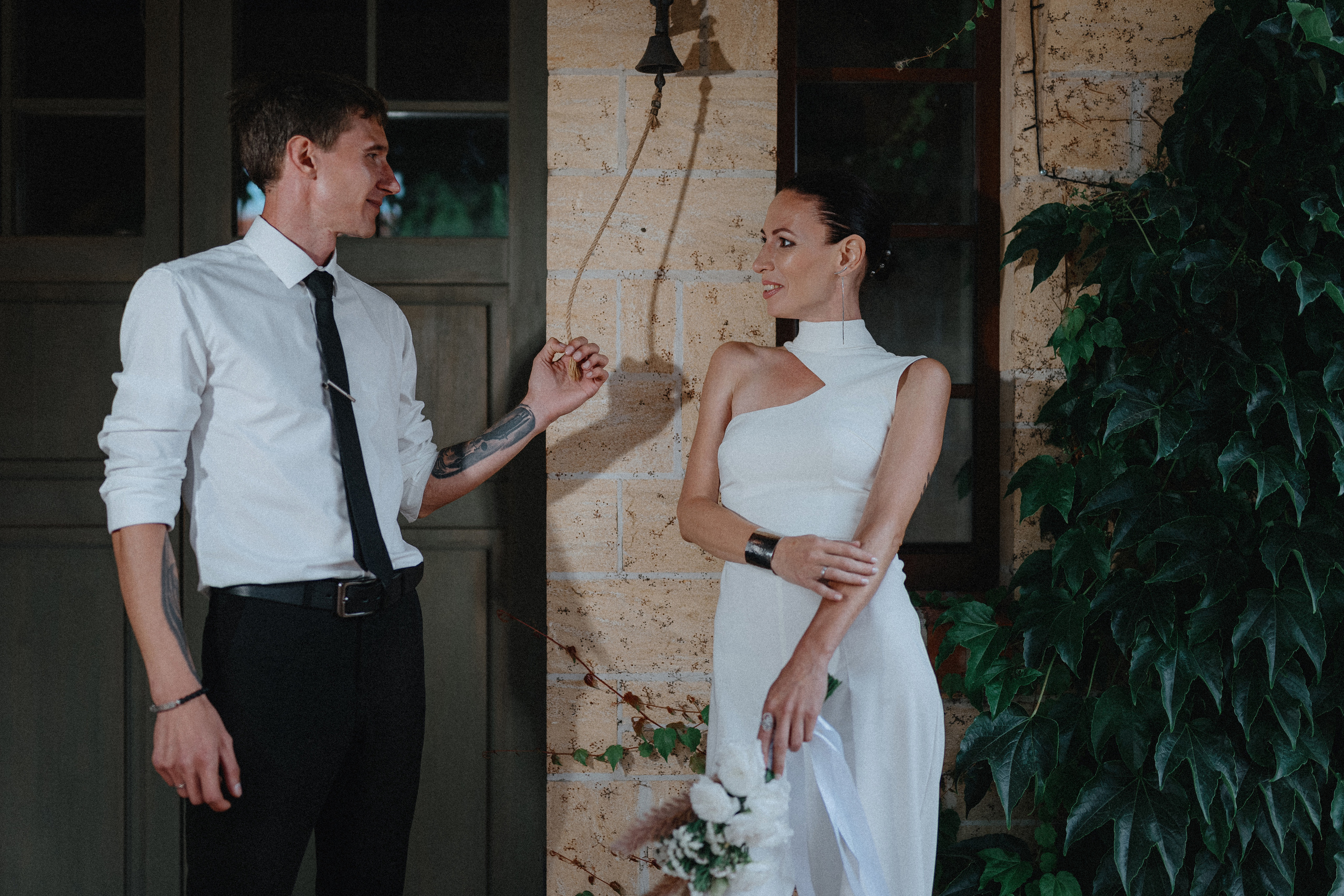 Свадебная прогулка на винодельне. Фотограф Олег Сотник